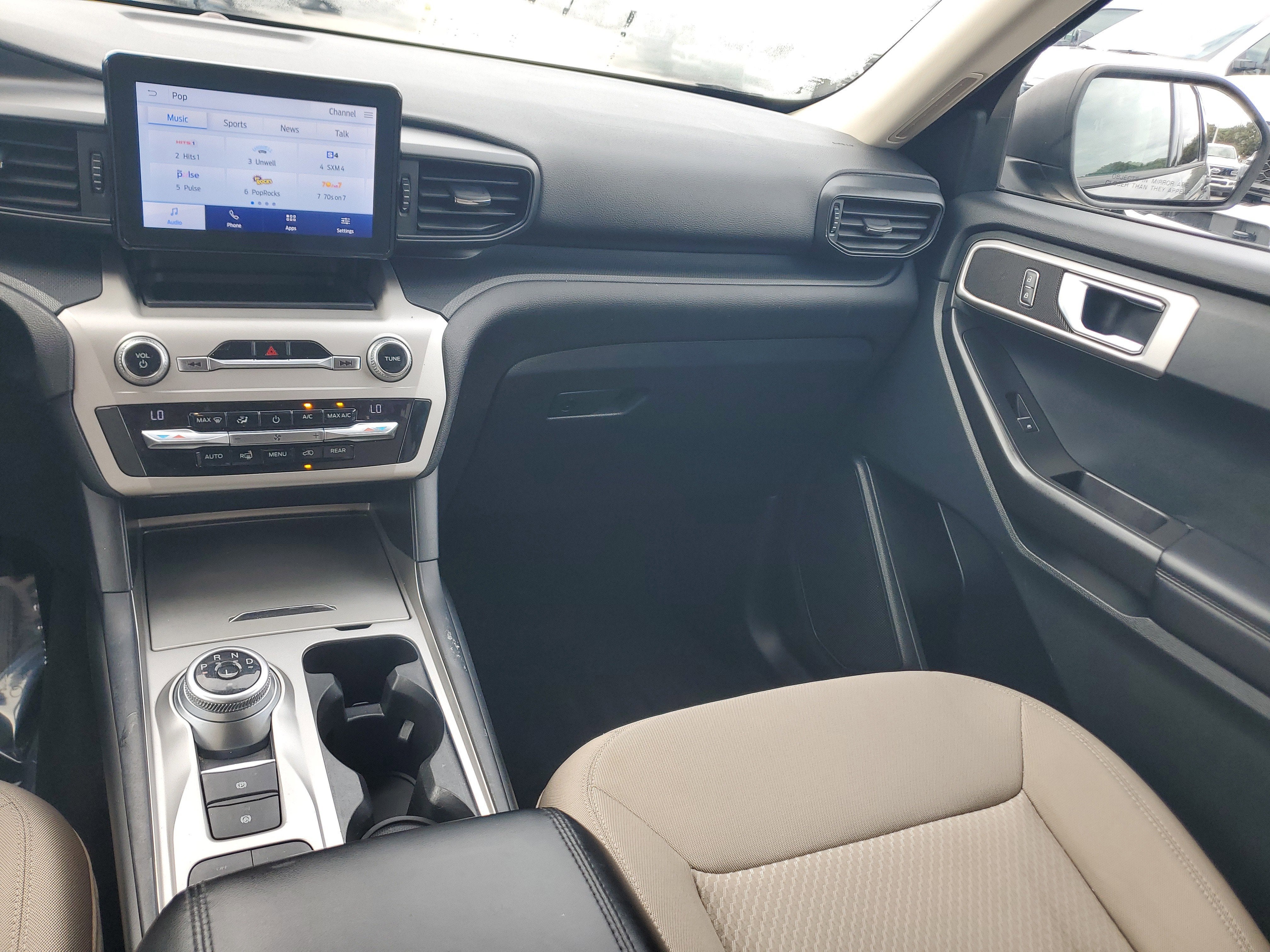 2021 Ford Explorer Base