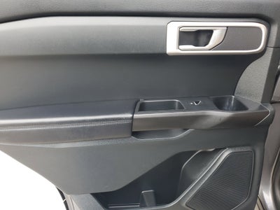 2021 Ford Explorer Base