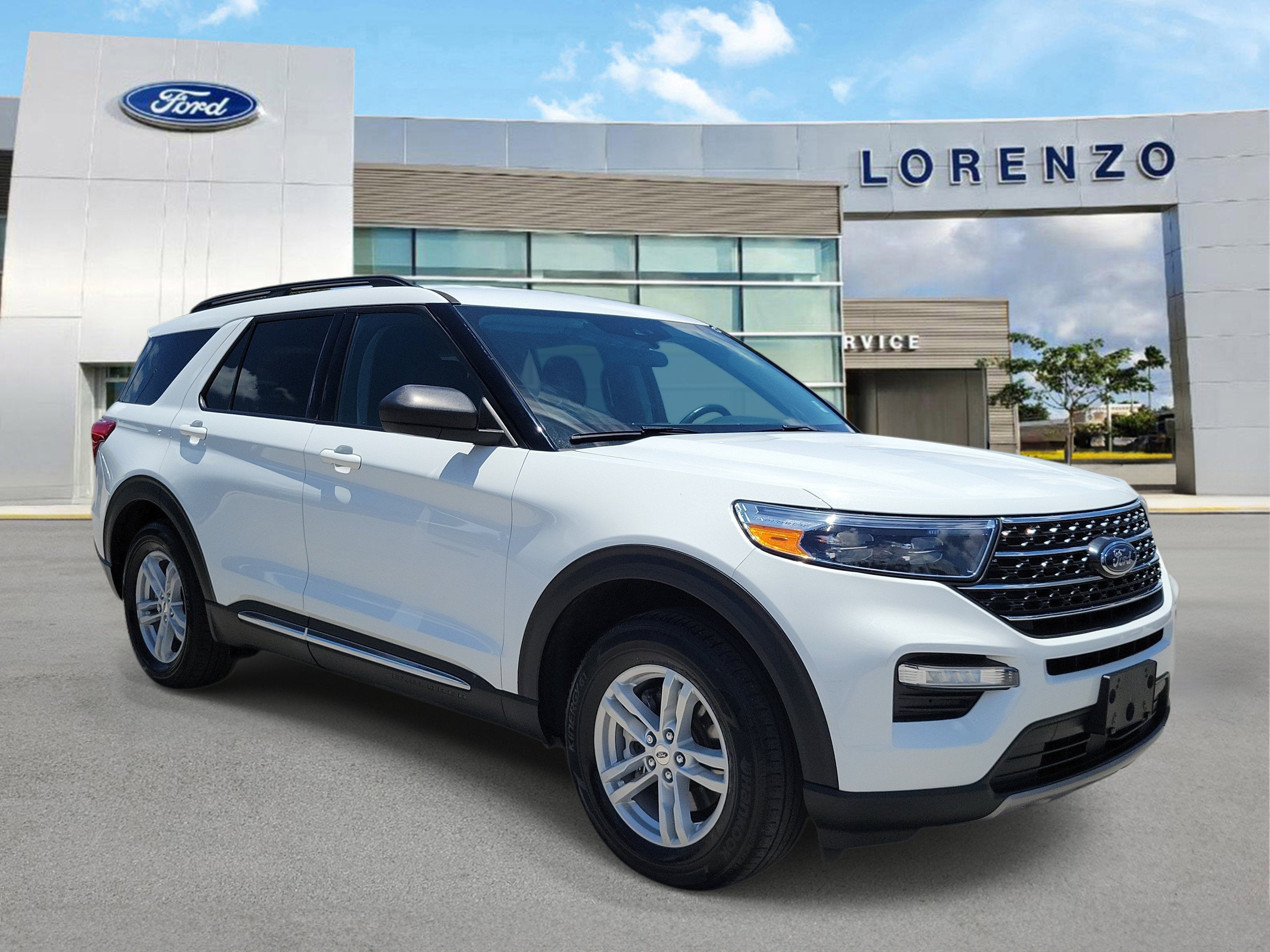 2023 Ford Explorer XLT