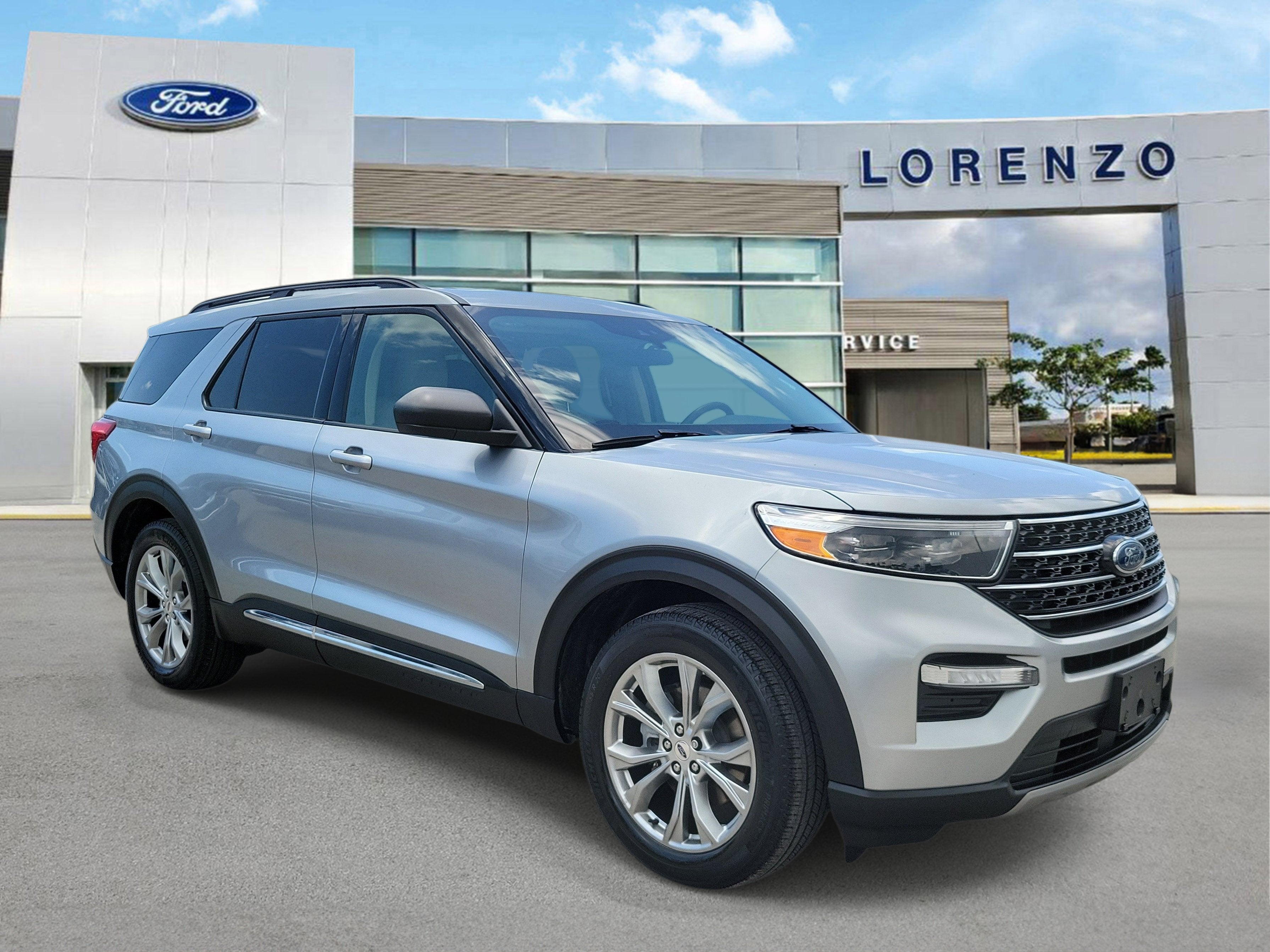 2024 Ford Explorer XLT