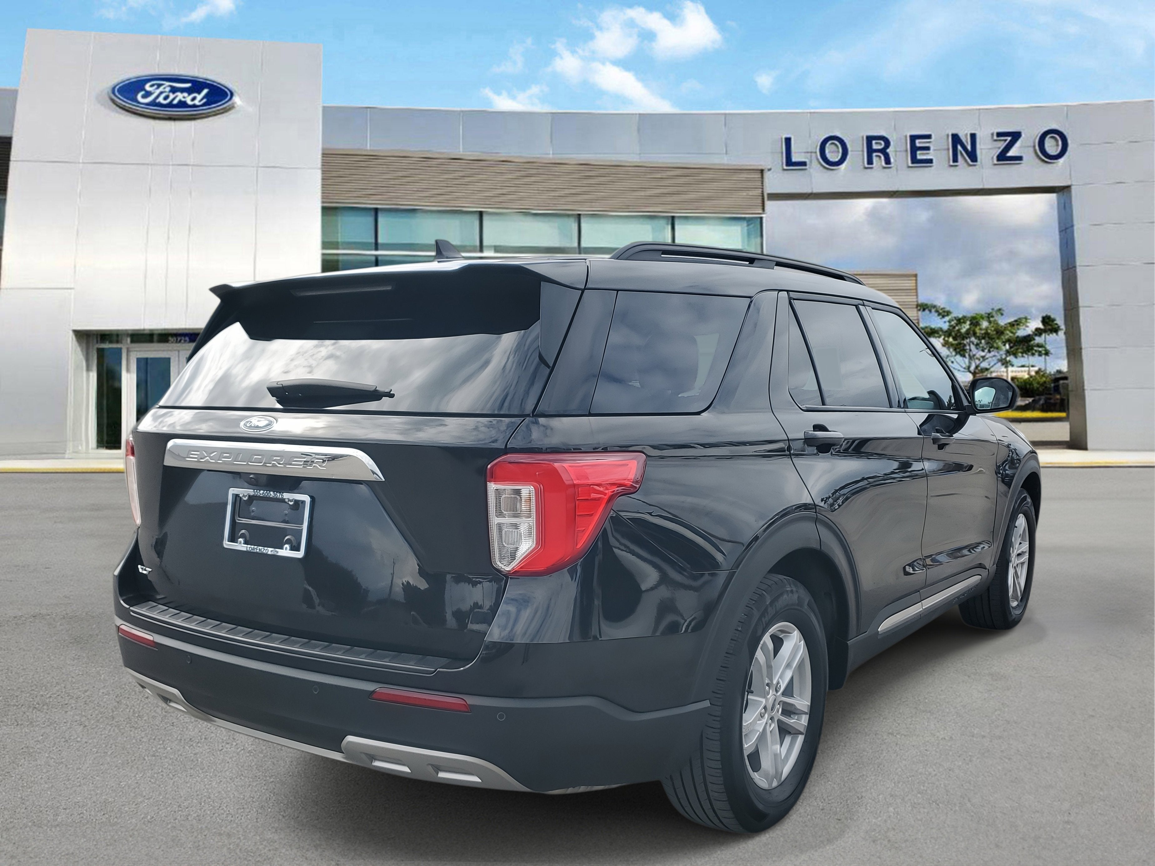 2024 Ford Explorer XLT