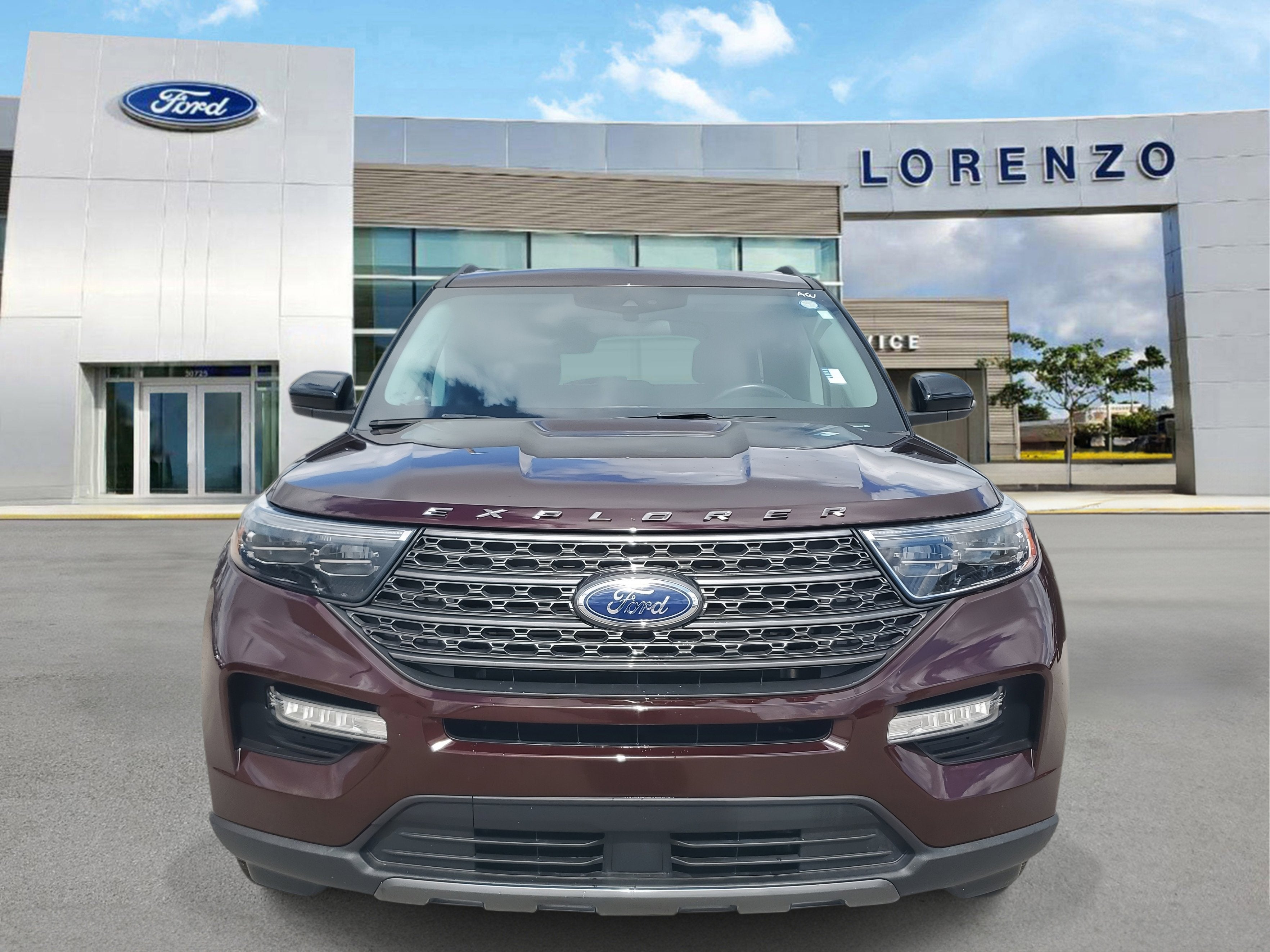 2023 Ford Explorer XLT