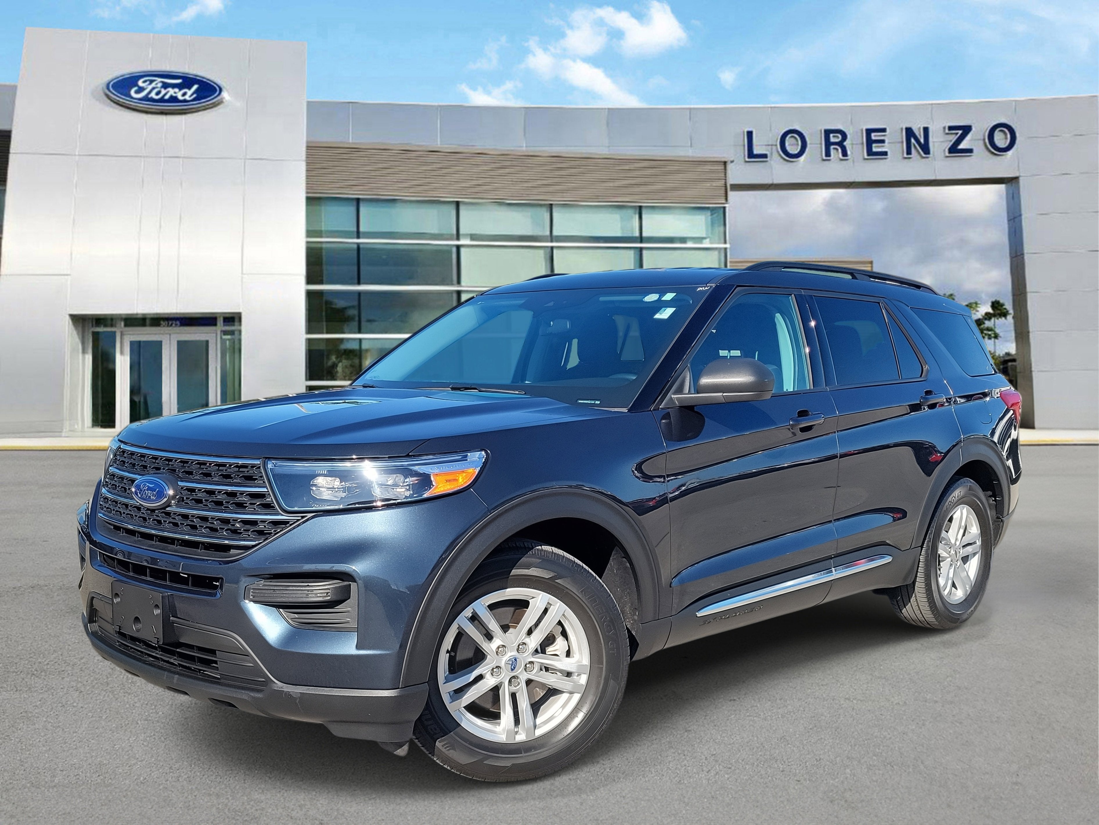2023 Ford Explorer XLT