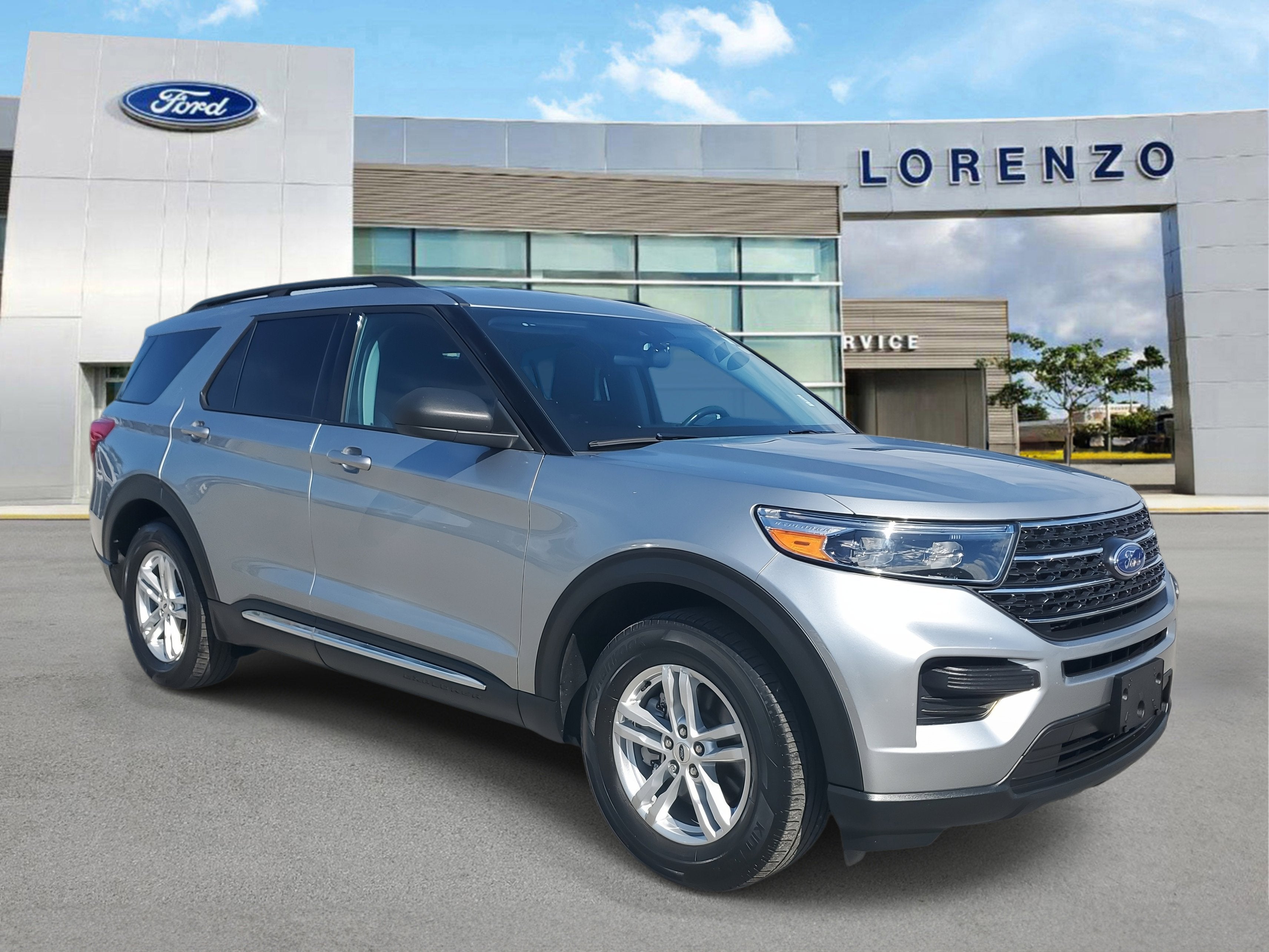 2023 Ford Explorer XLT
