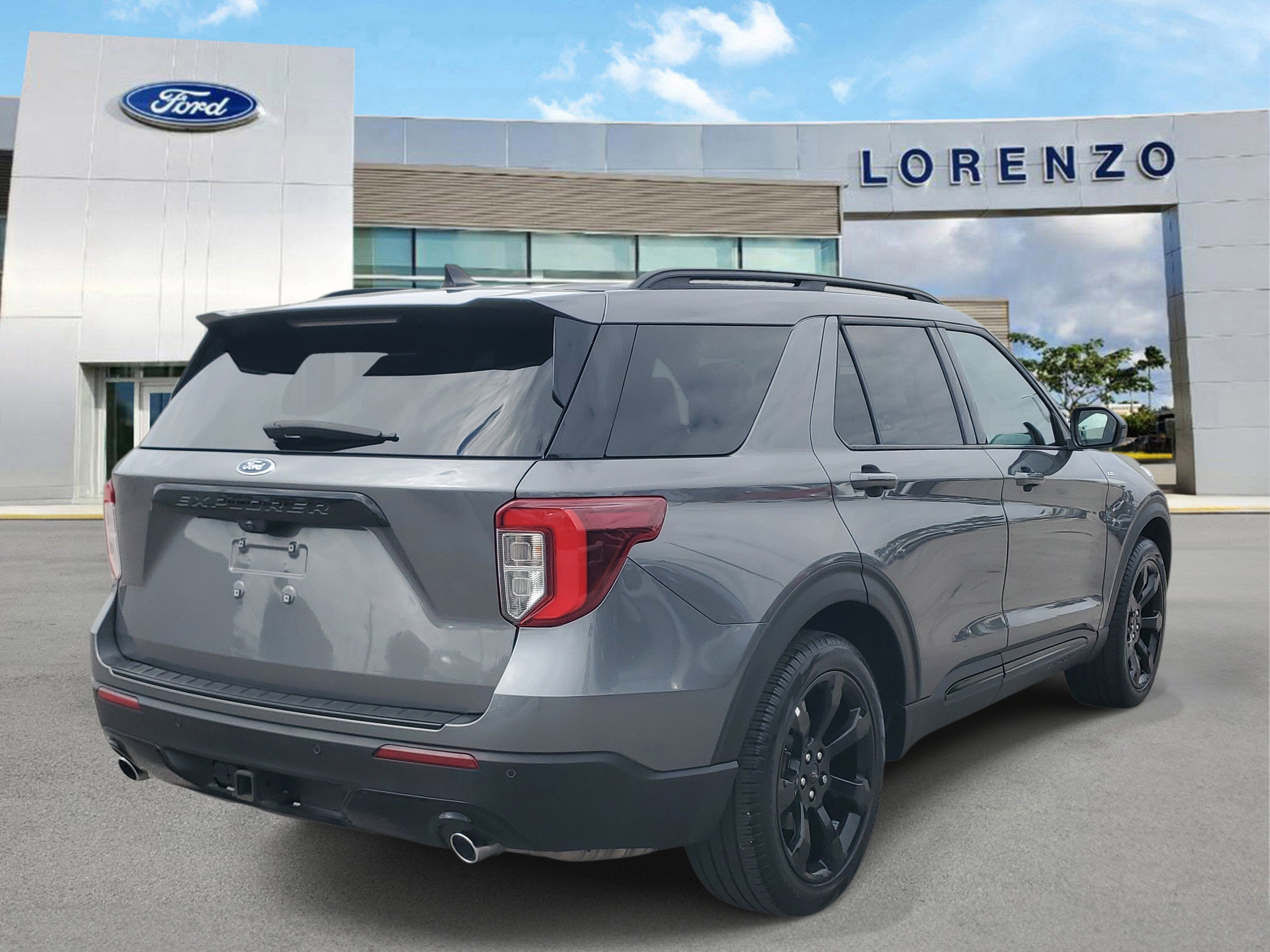 2023 Ford Explorer ST-Line