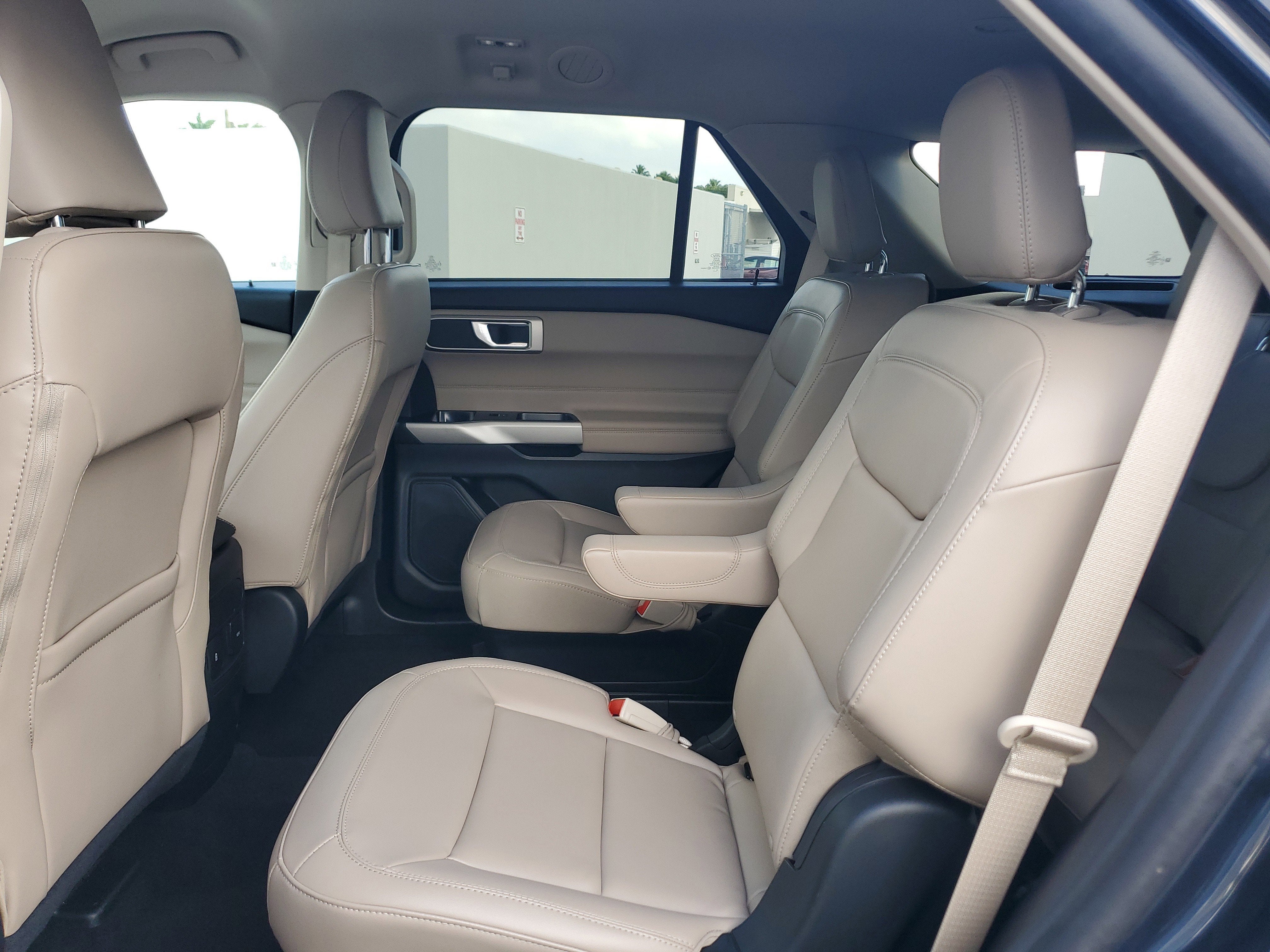 2024 Ford Explorer XLT 4WD