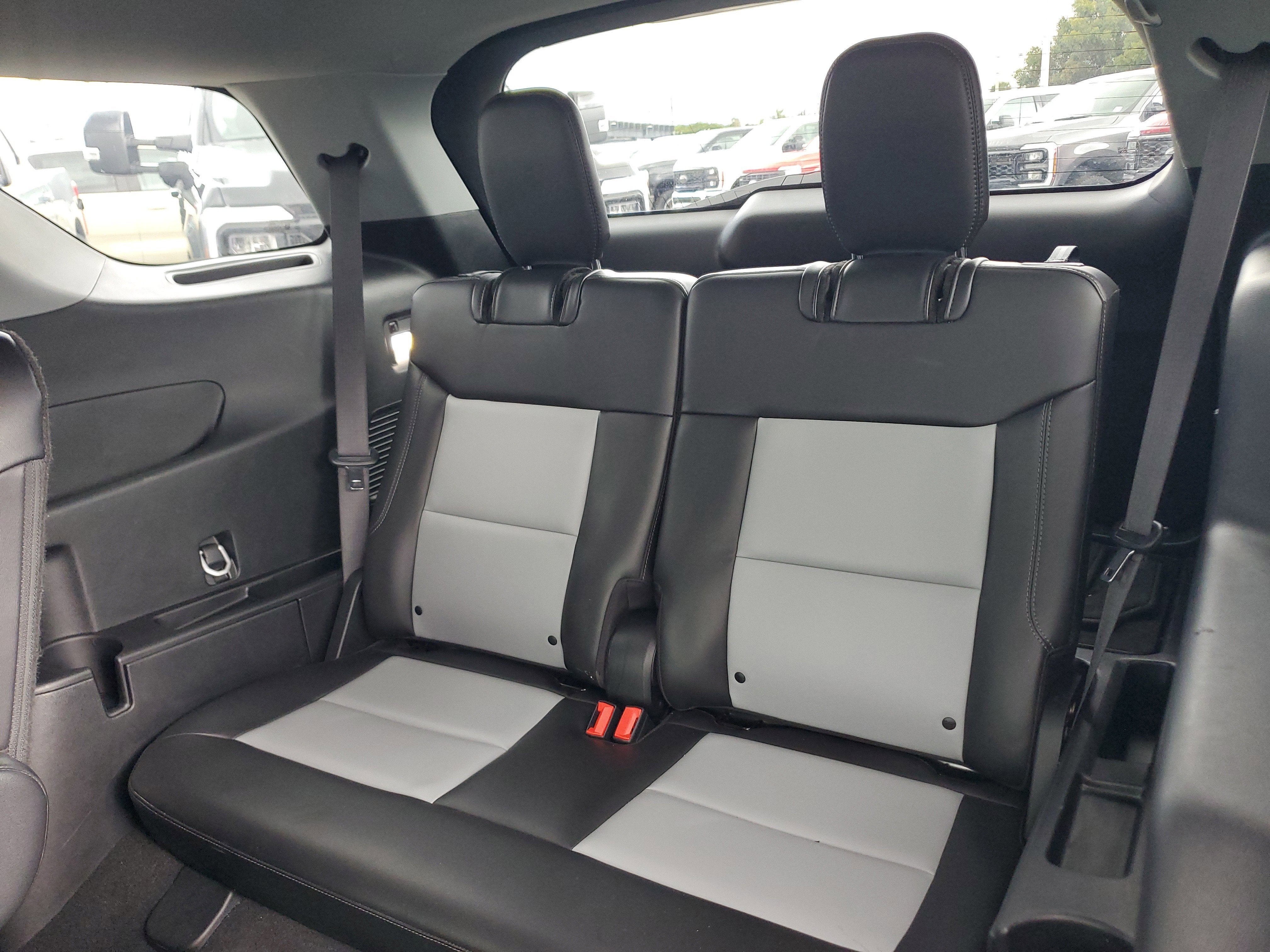 2023 Ford Explorer XLT 4WD