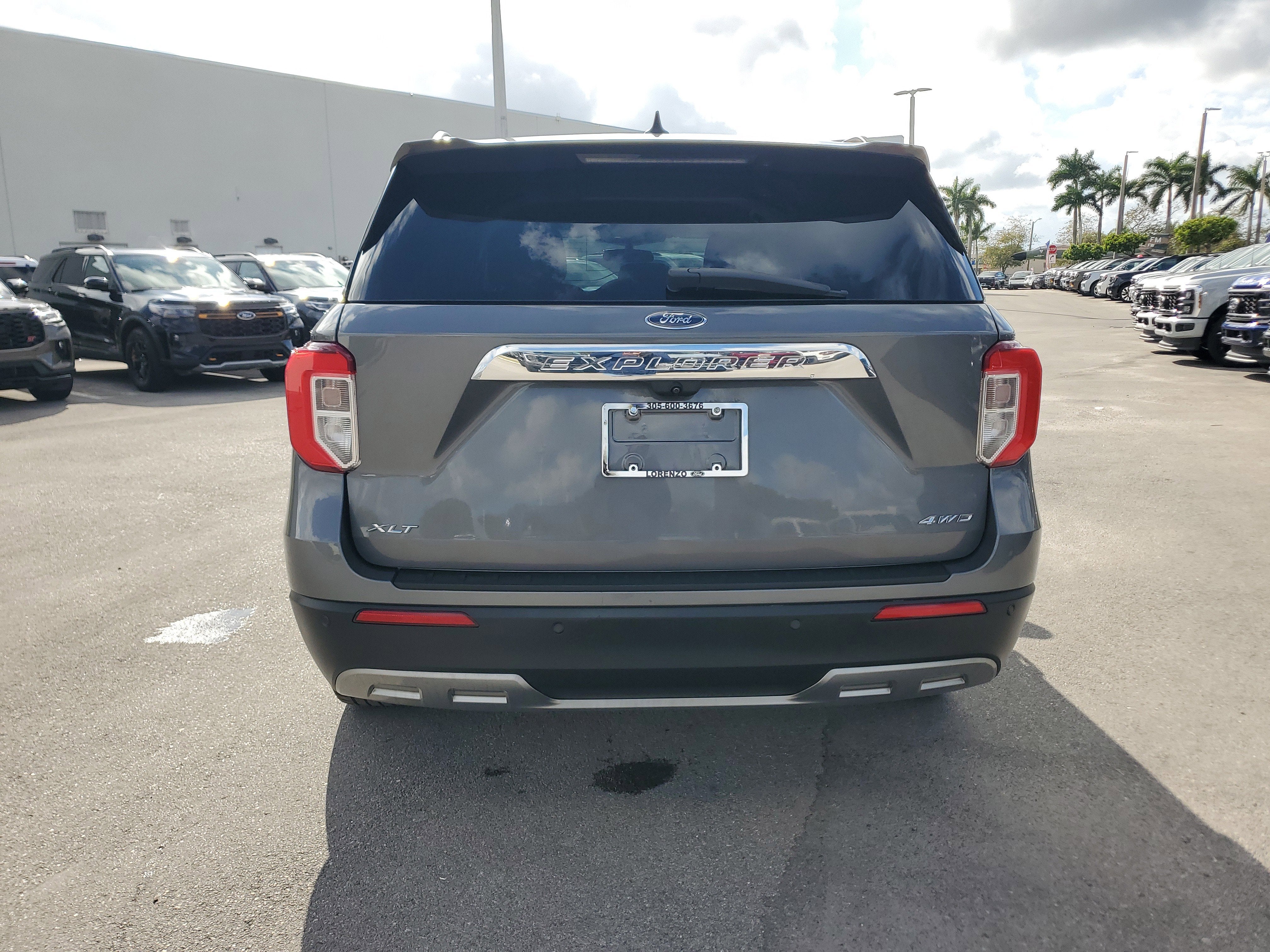 2023 Ford Explorer XLT 4WD