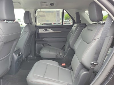 2026 Ford Explorer Active w/200A Pkg