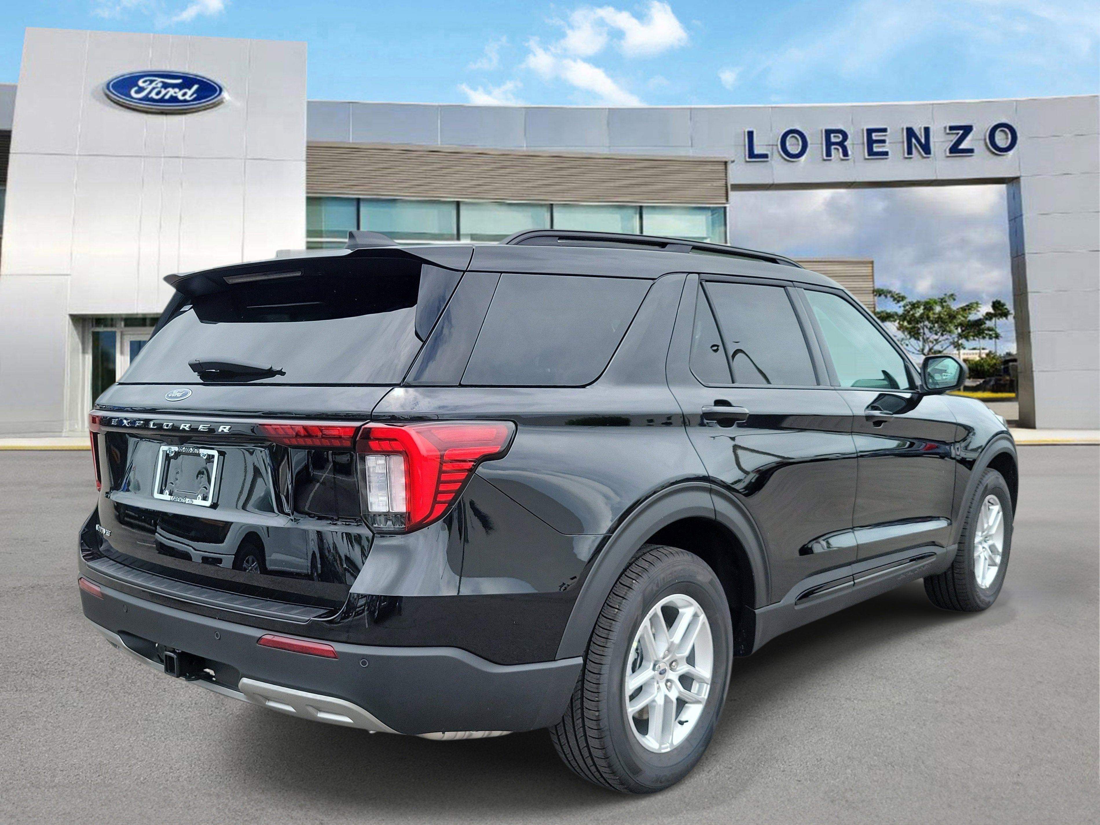 2026 Ford Explorer Active w/200A Pkg