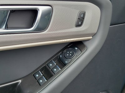 2026 Ford Explorer Active w/100A Pkg