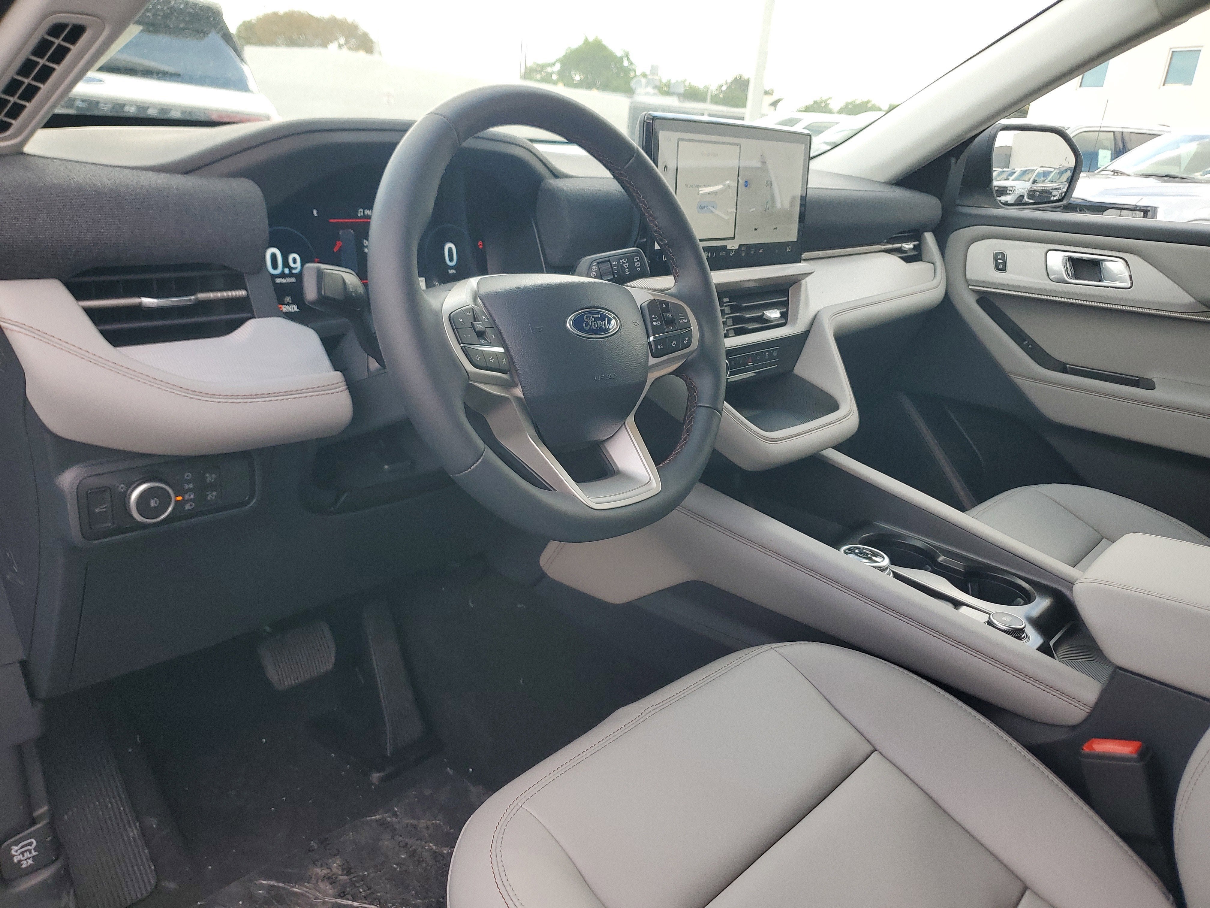 2026 Ford Explorer Active w/200A Pkg