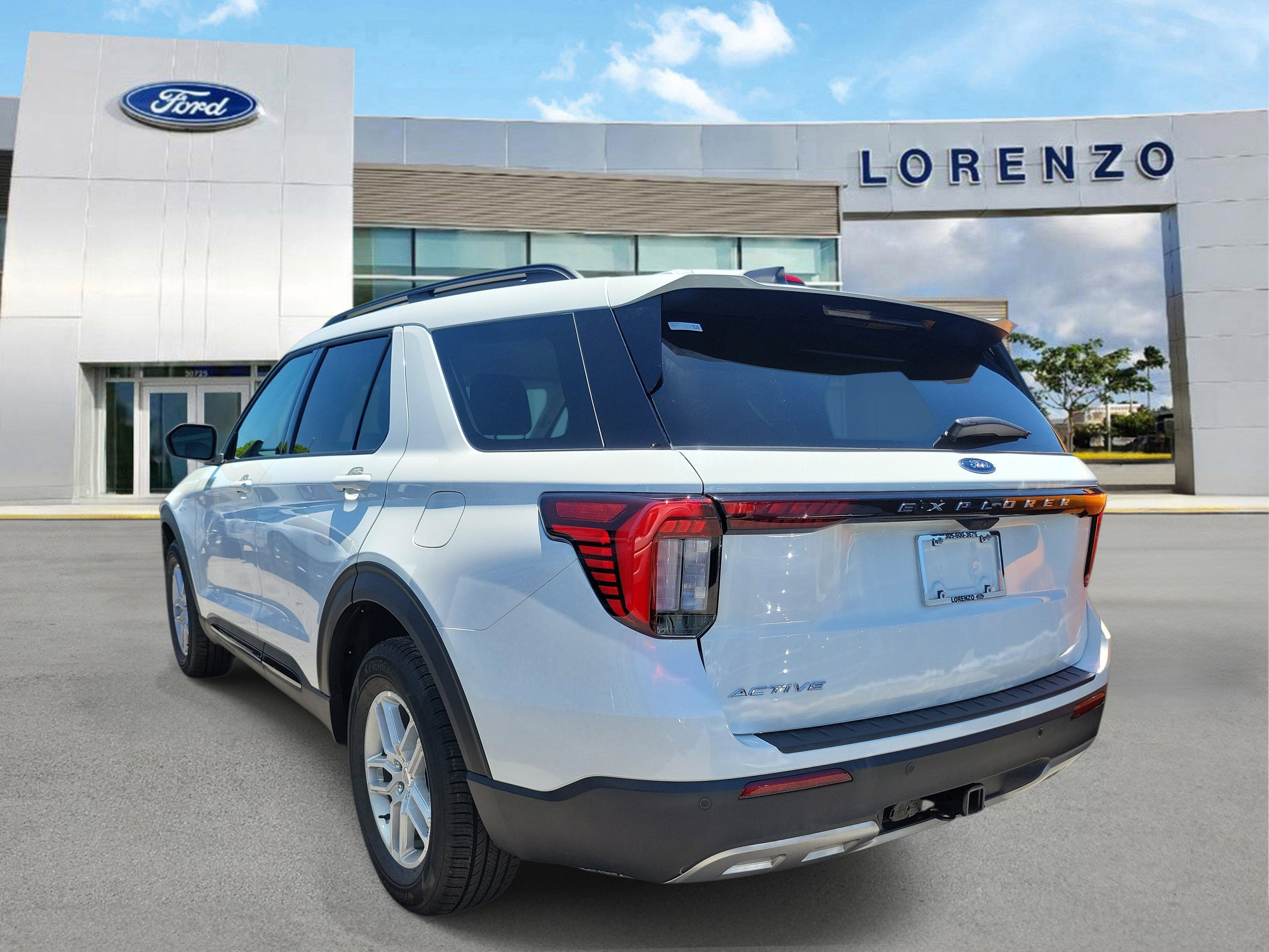 2026 Ford Explorer Active w/200A Pkg