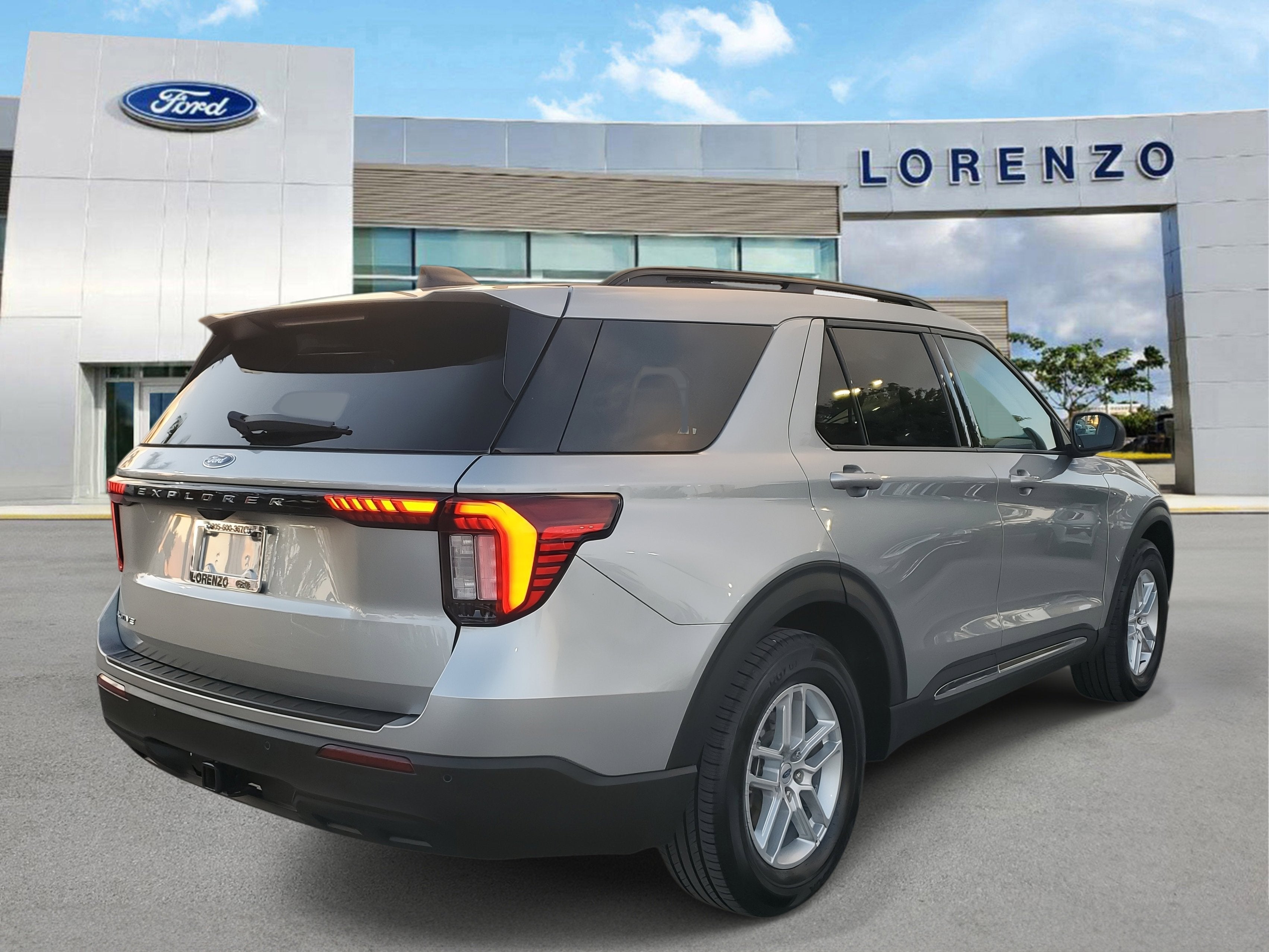 2025 Ford Explorer Active