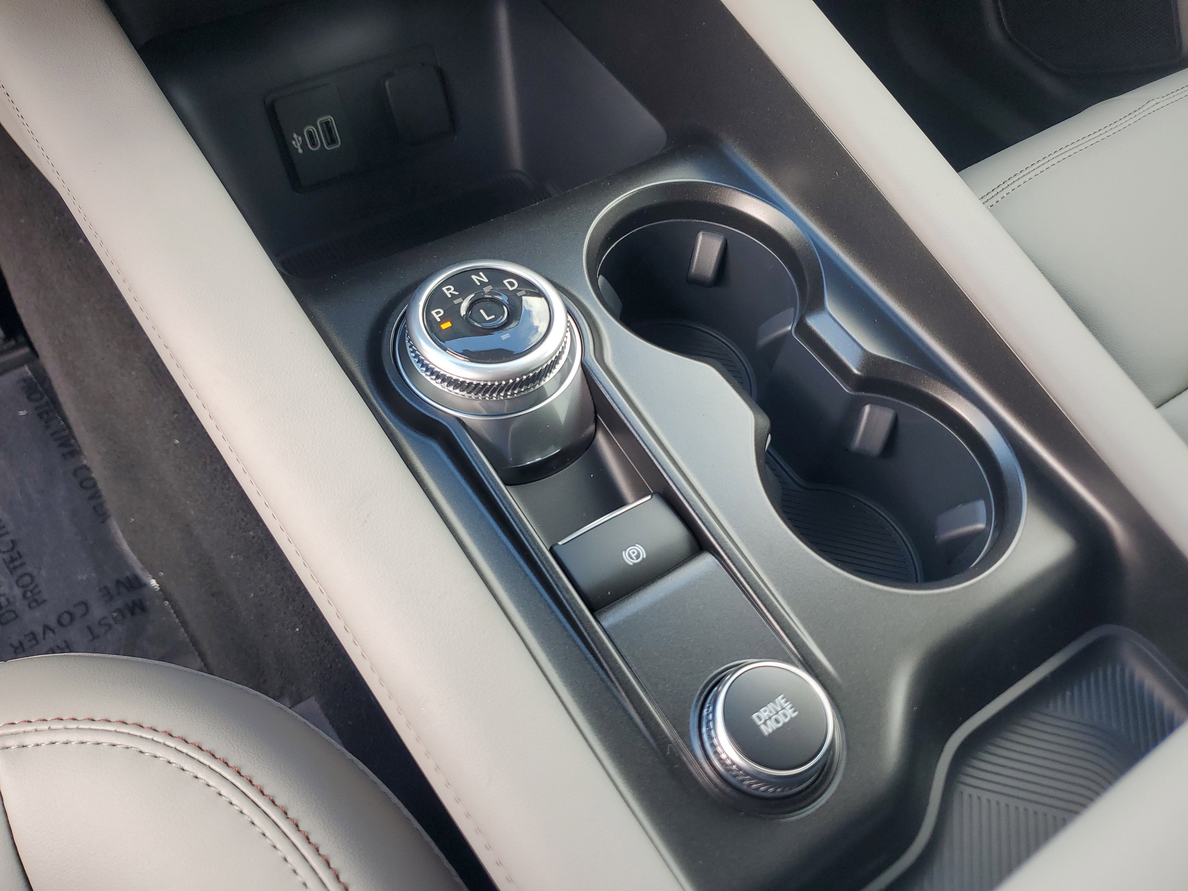 2026 Ford Explorer XLT