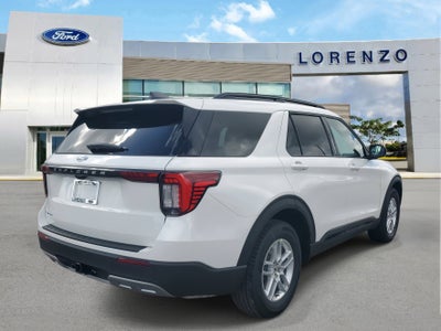 2026 Ford Explorer XLT