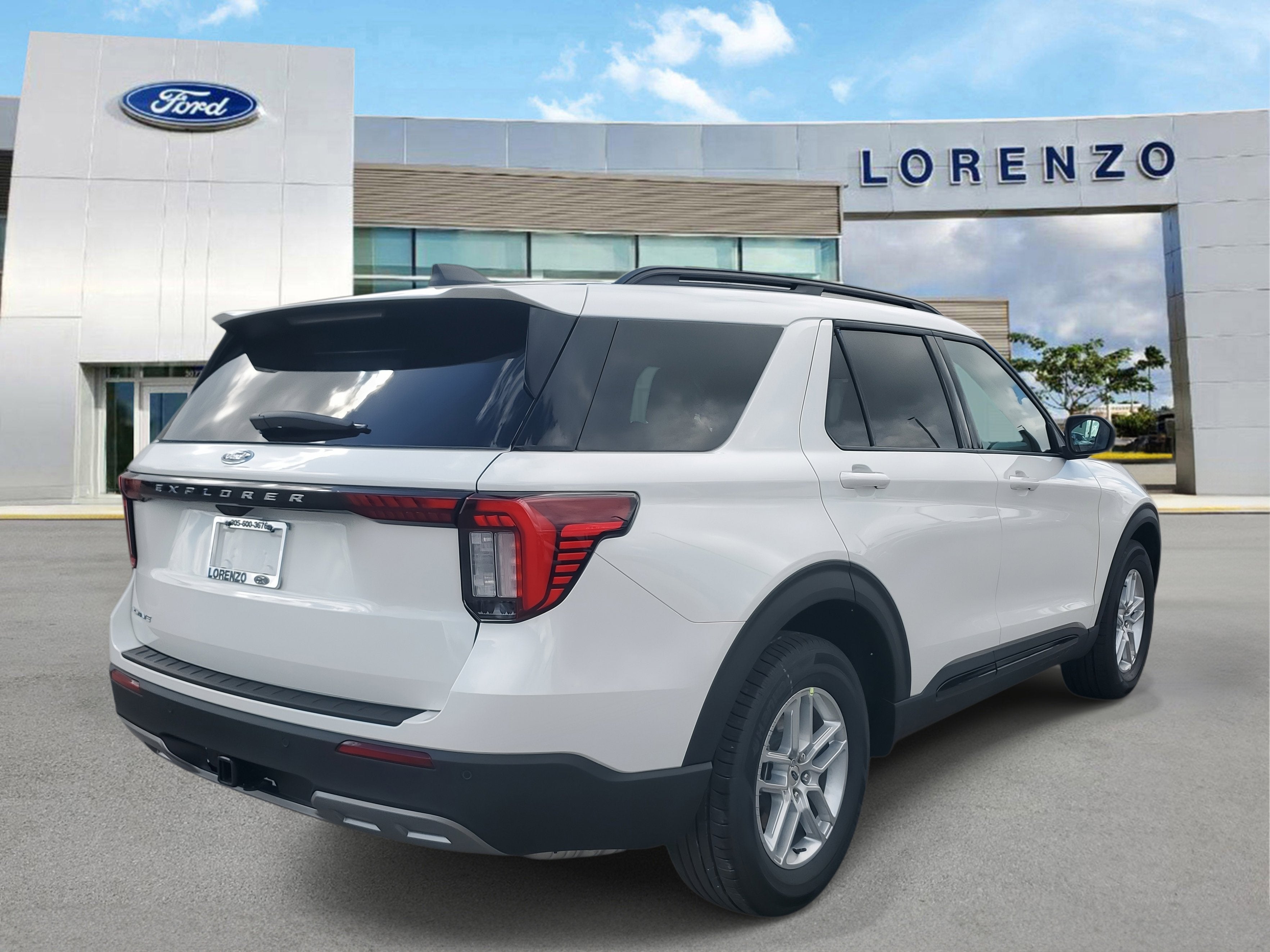 2026 Ford Explorer XLT