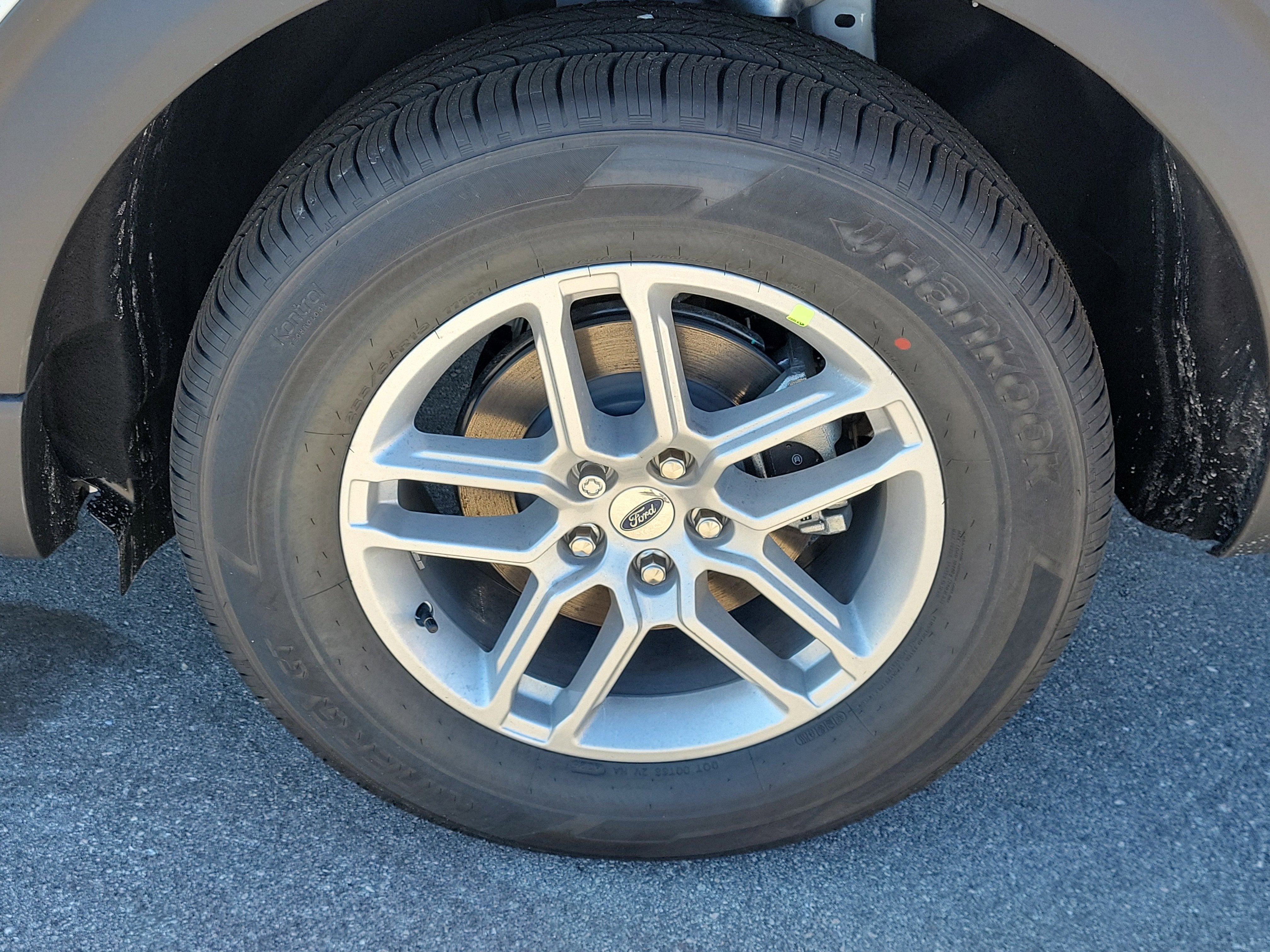 2026 Ford Explorer Active (200A)