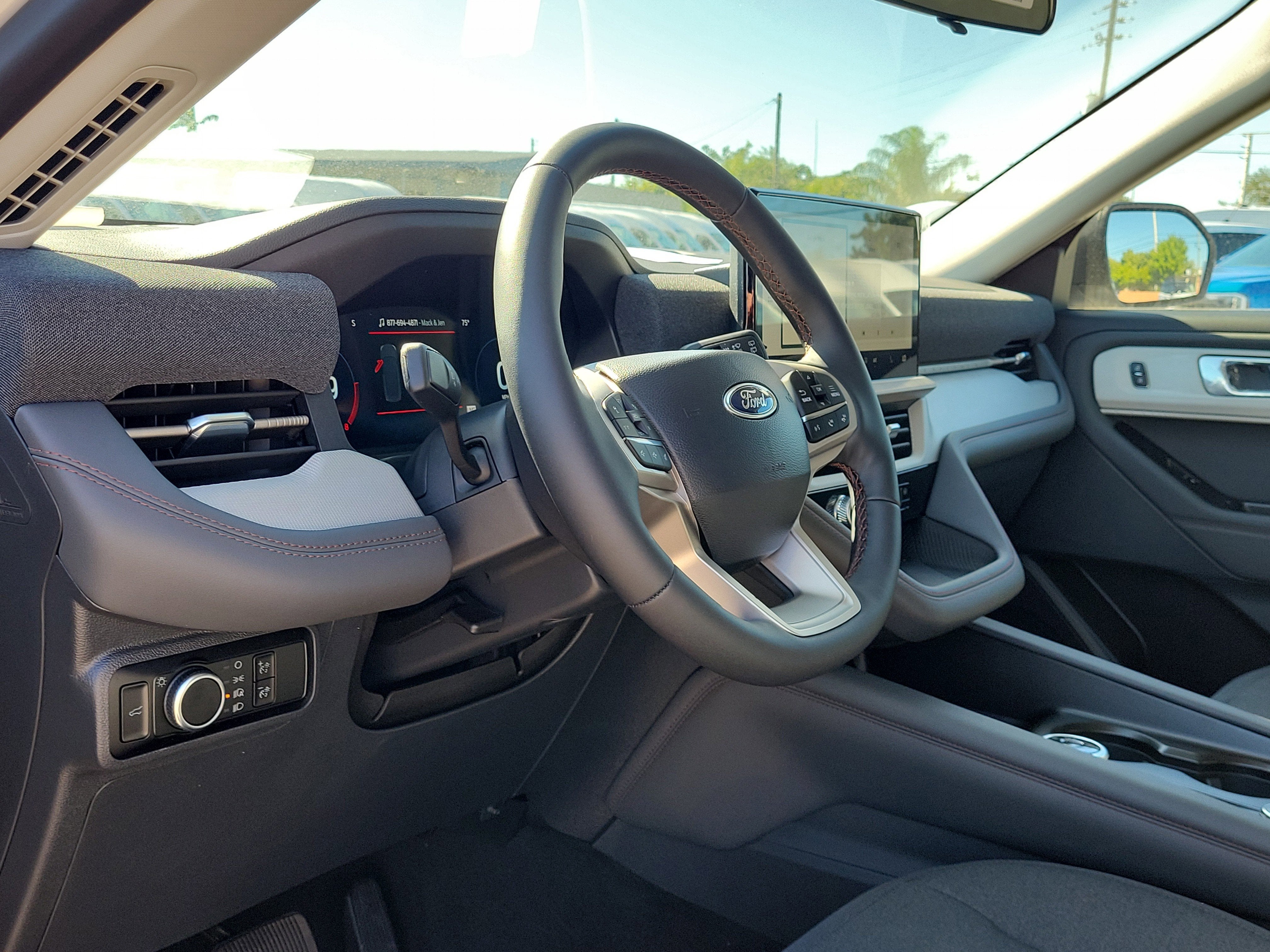 2026 Ford Explorer Active (200A)