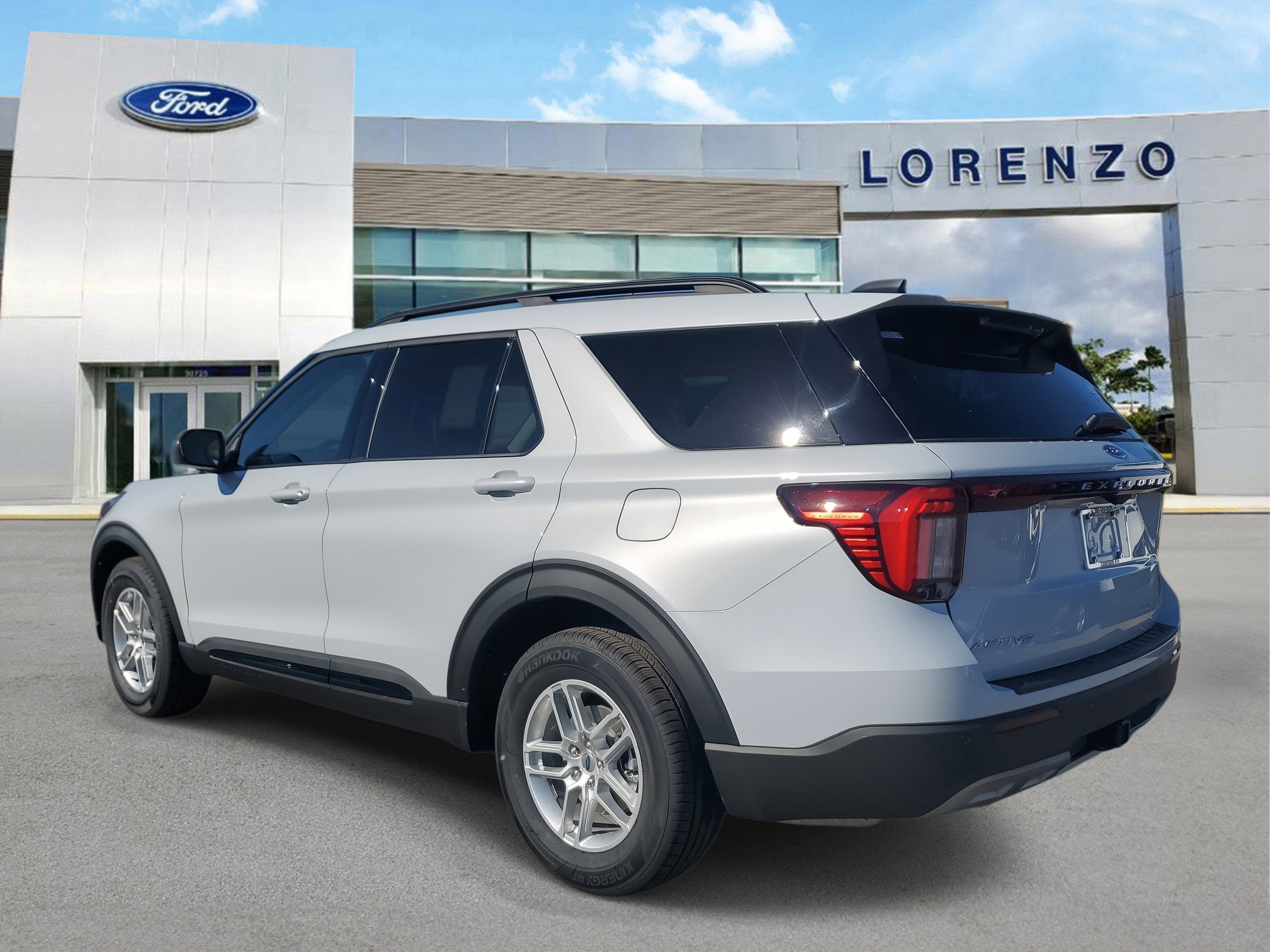 2026 Ford Explorer Active w/200A Pkg