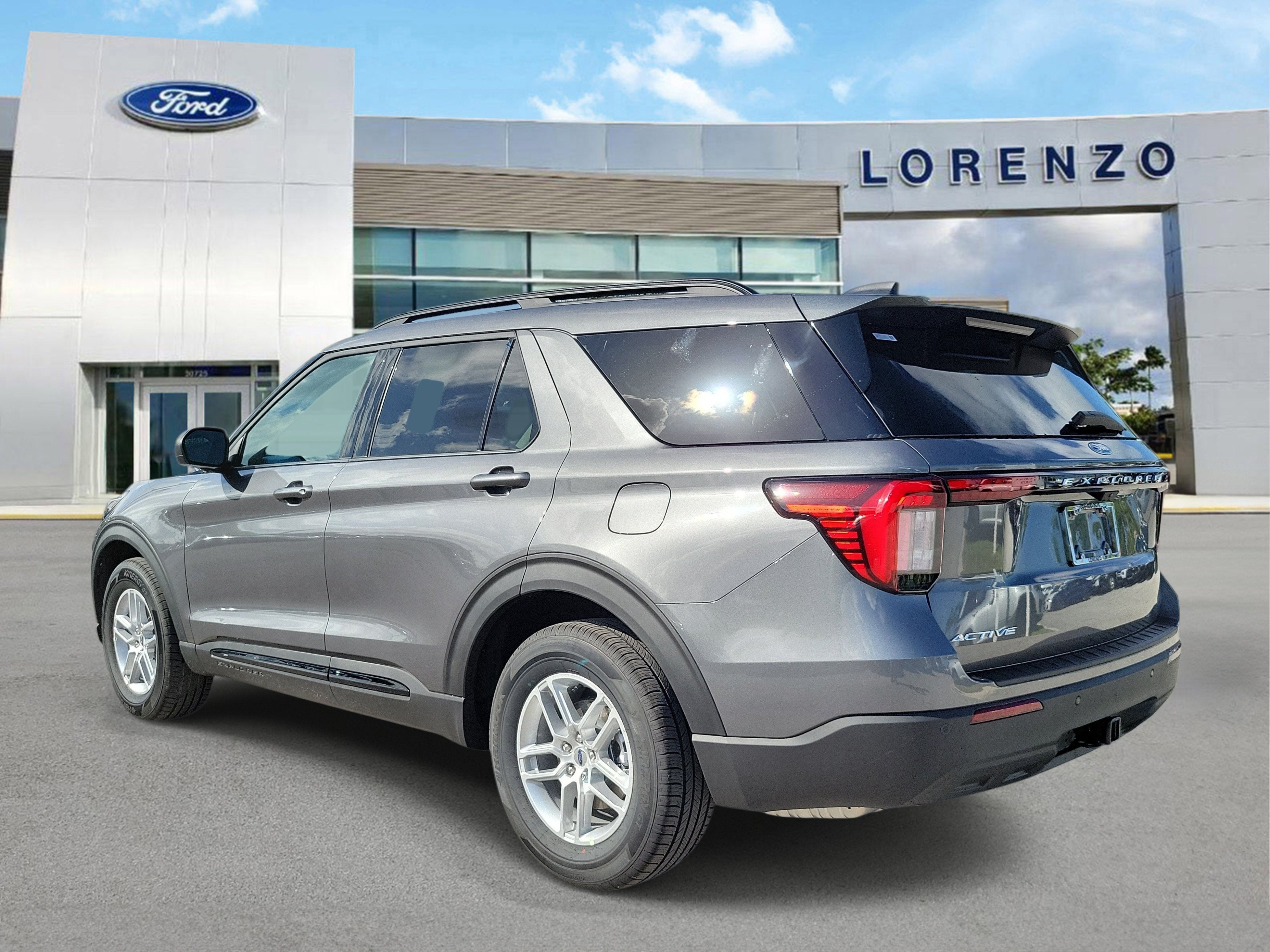 2026 Ford Explorer Active w/200A Pkg