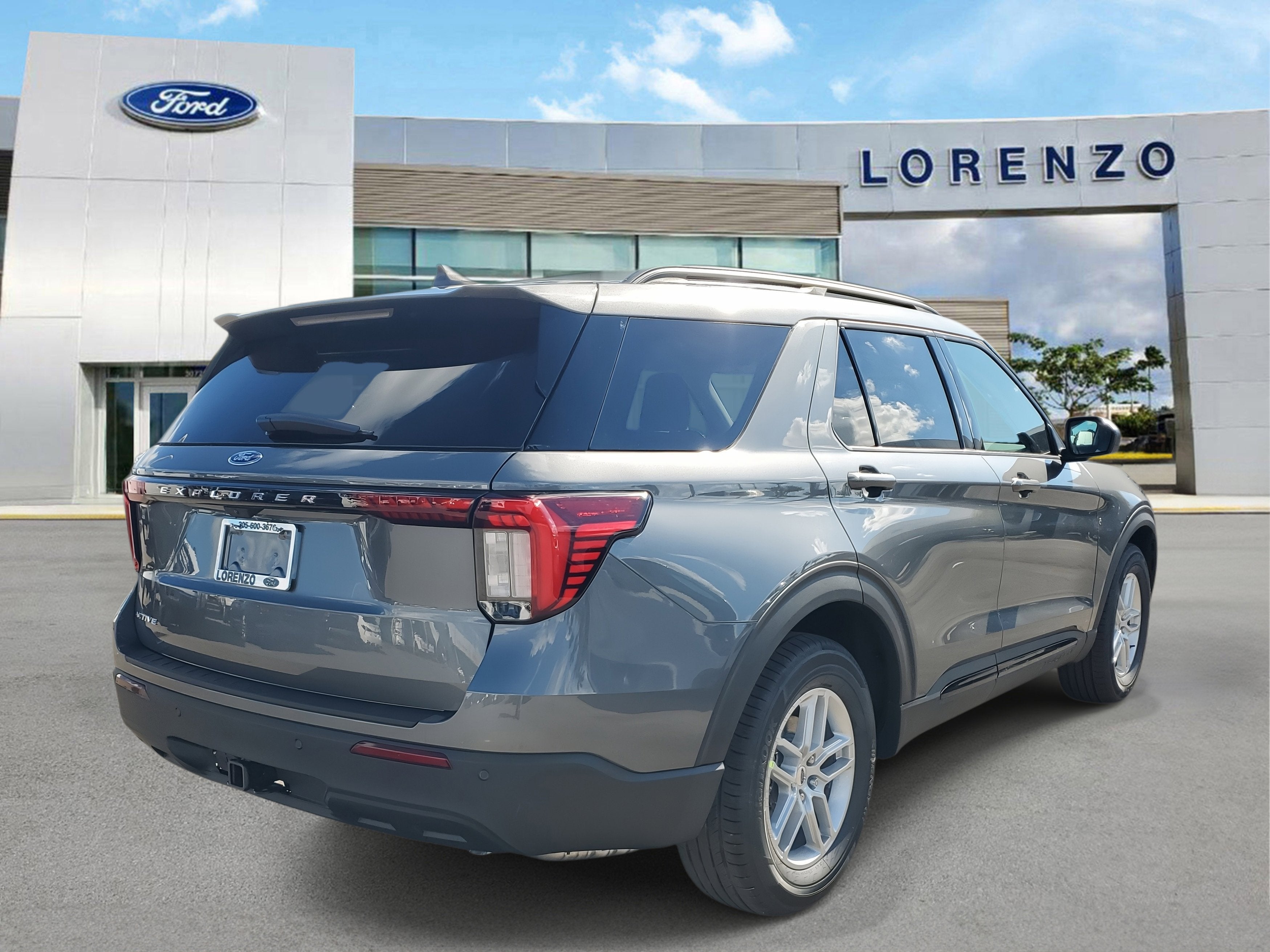 2026 Ford Explorer Active w/200A Pkg