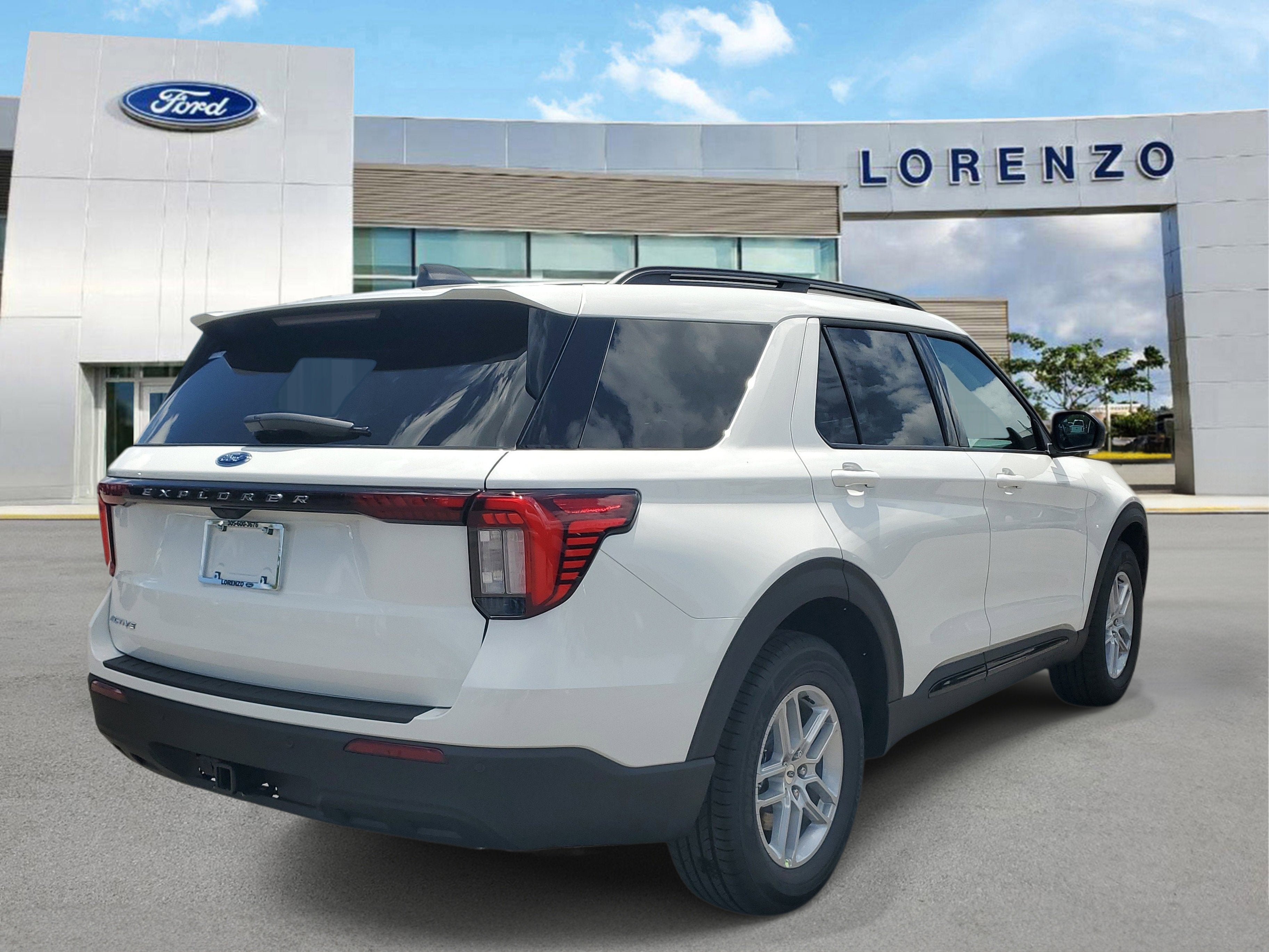 2026 Ford Explorer Active w/200A Pkg