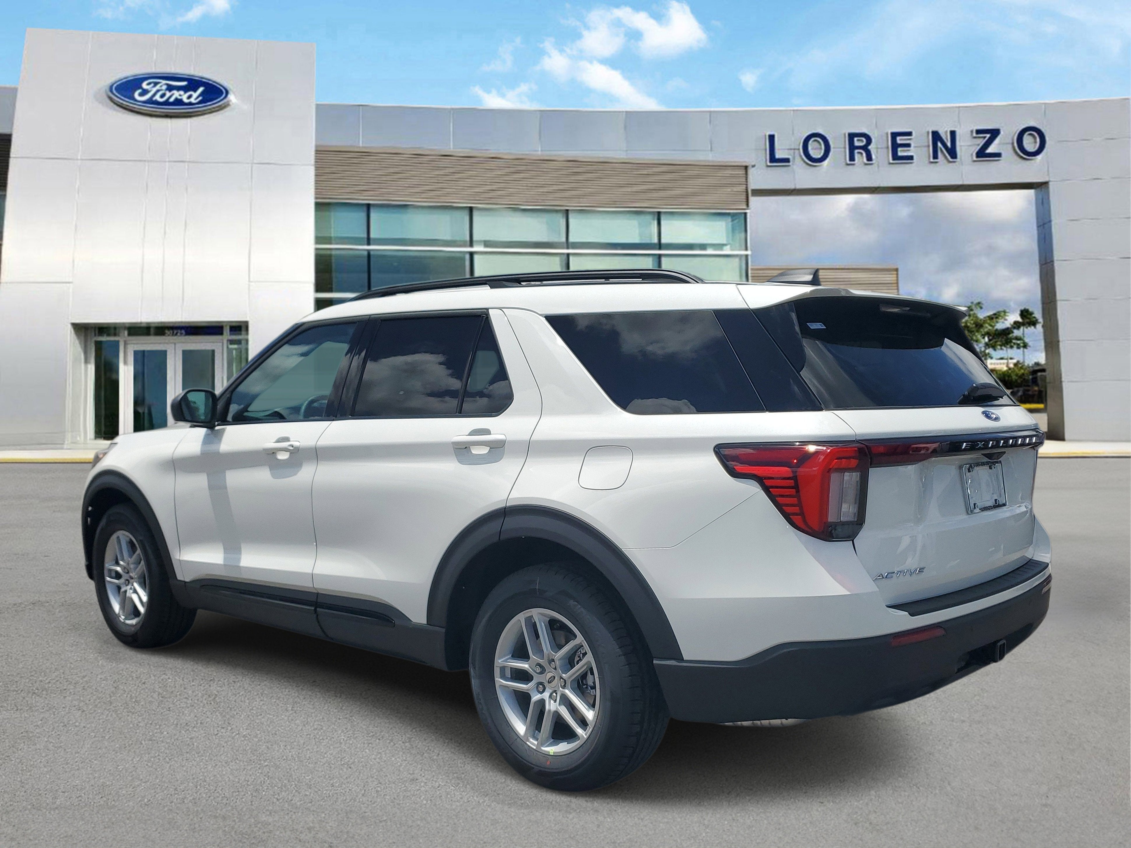 2026 Ford Explorer Active w/200A Pkg