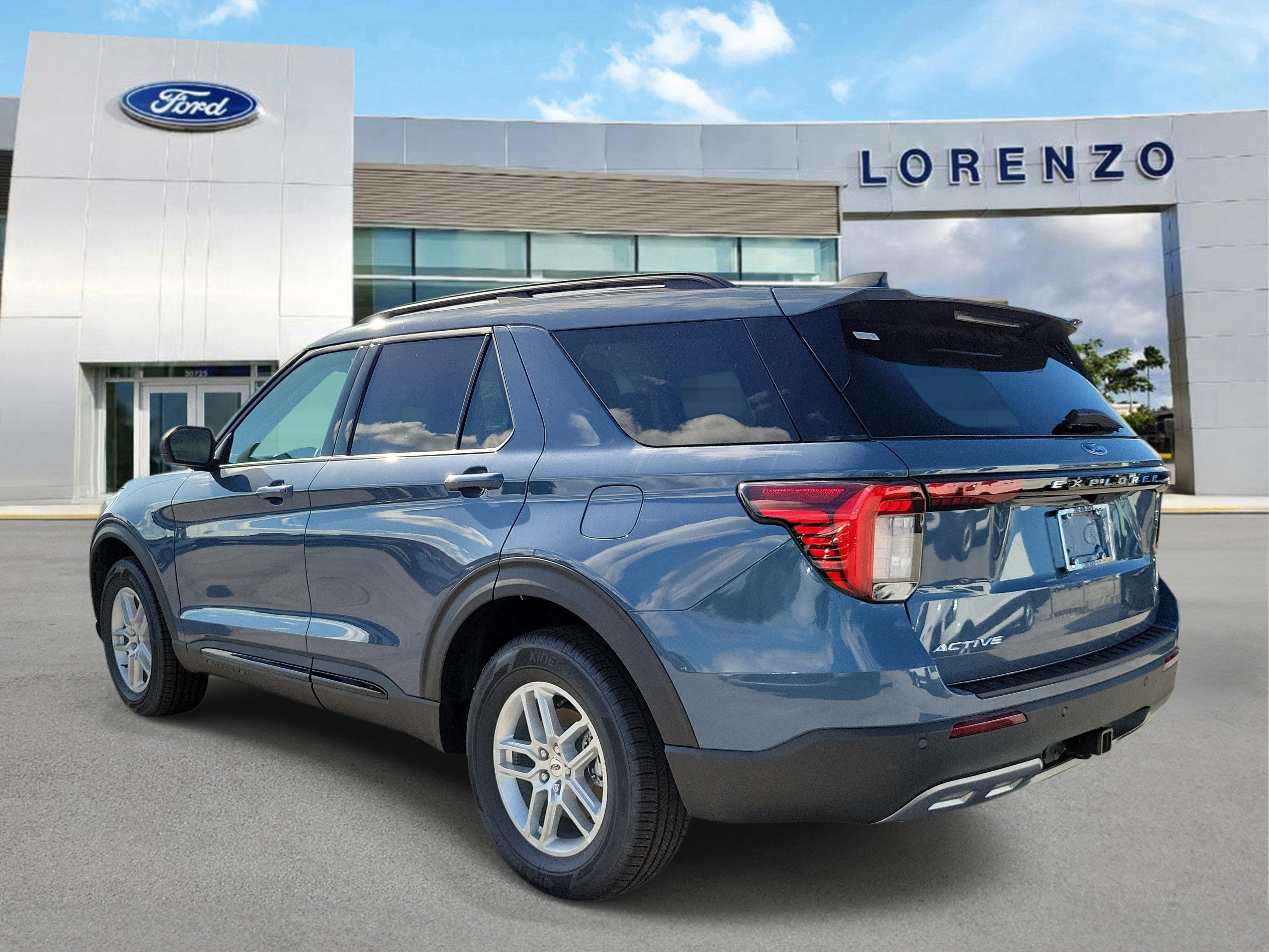 2026 Ford Explorer Active w/200A Pkg