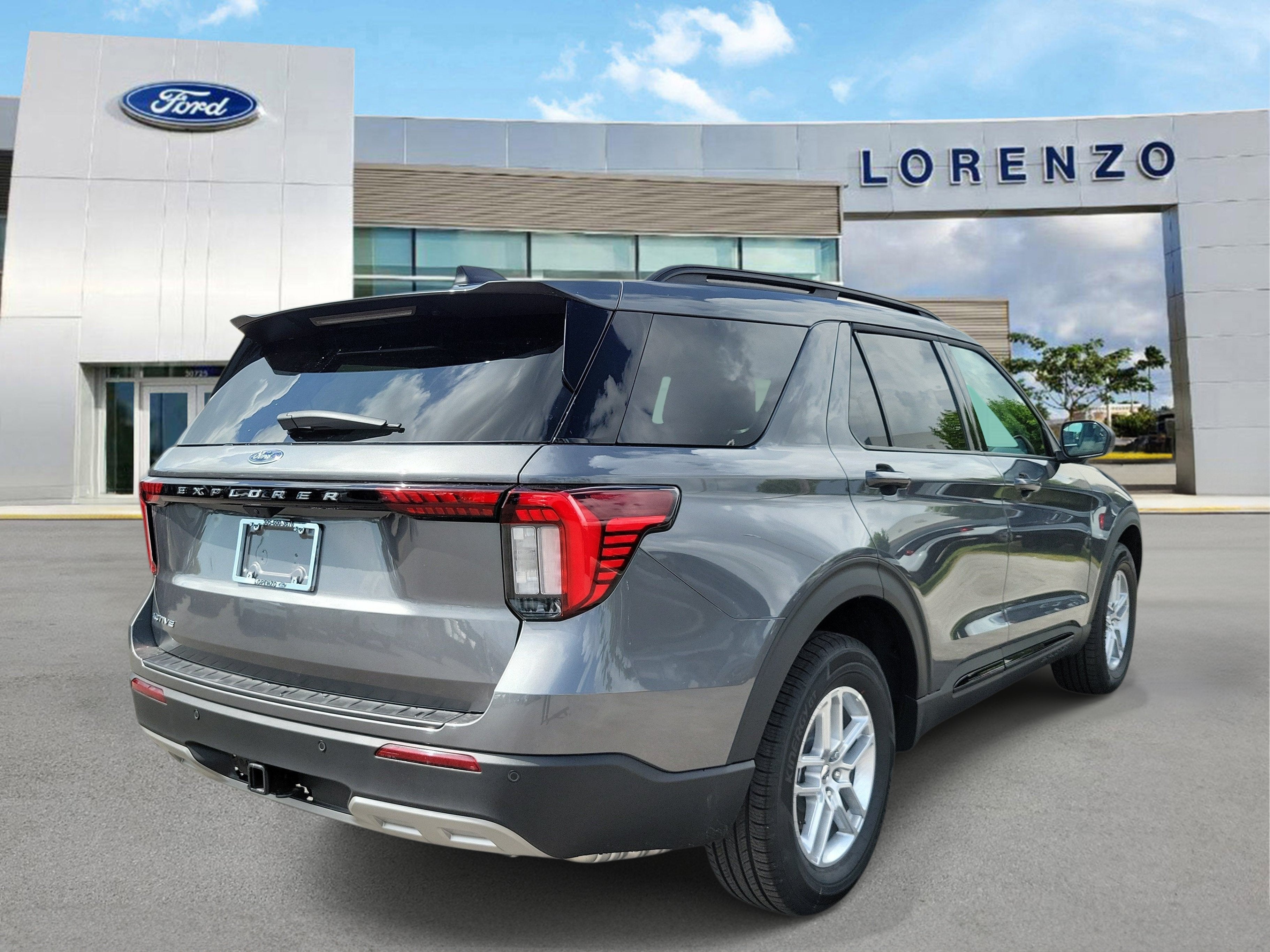 2026 Ford Explorer Active w/200A Pkg