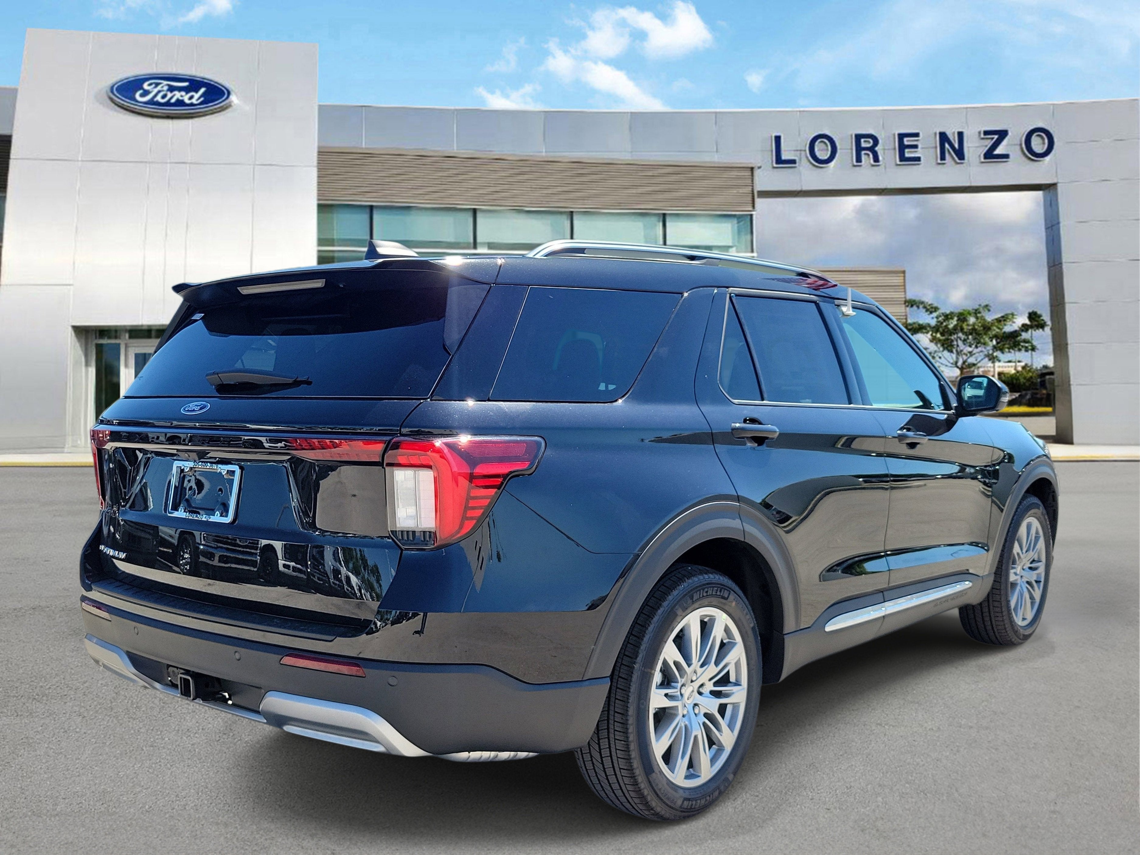 2026 Ford Explorer Platinum