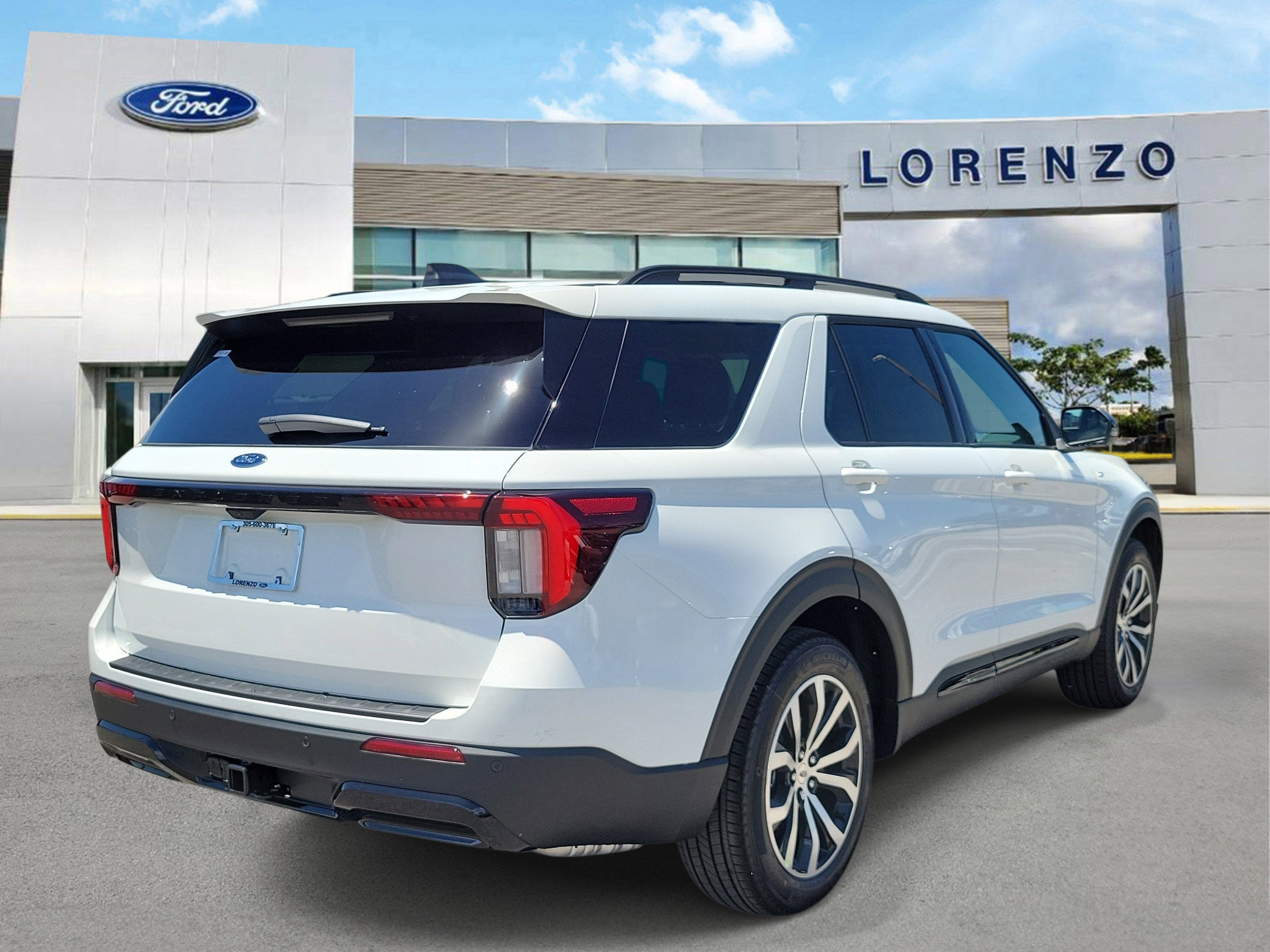 2026 Ford Explorer ST-Line