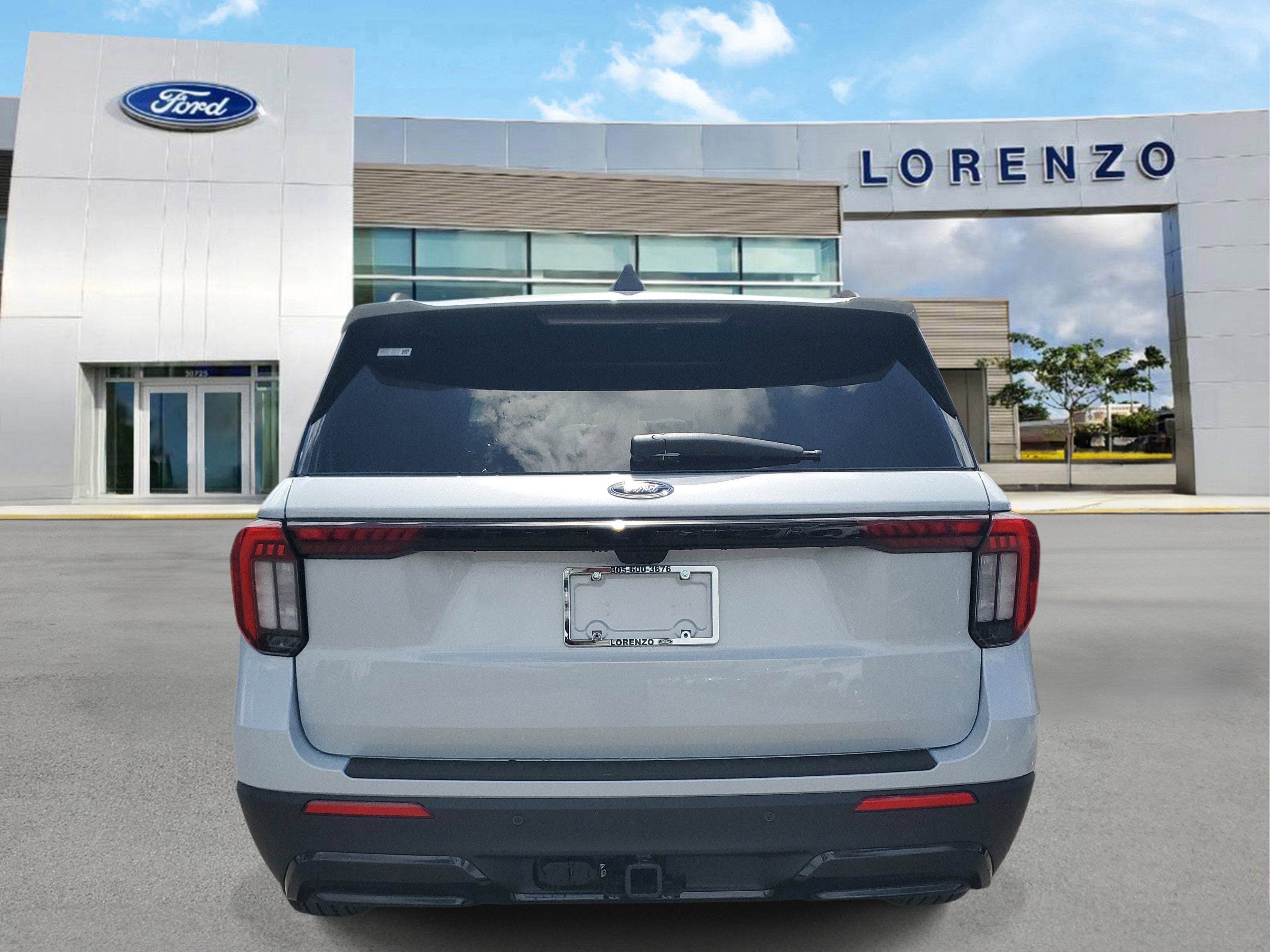 2026 Ford Explorer ST-Line