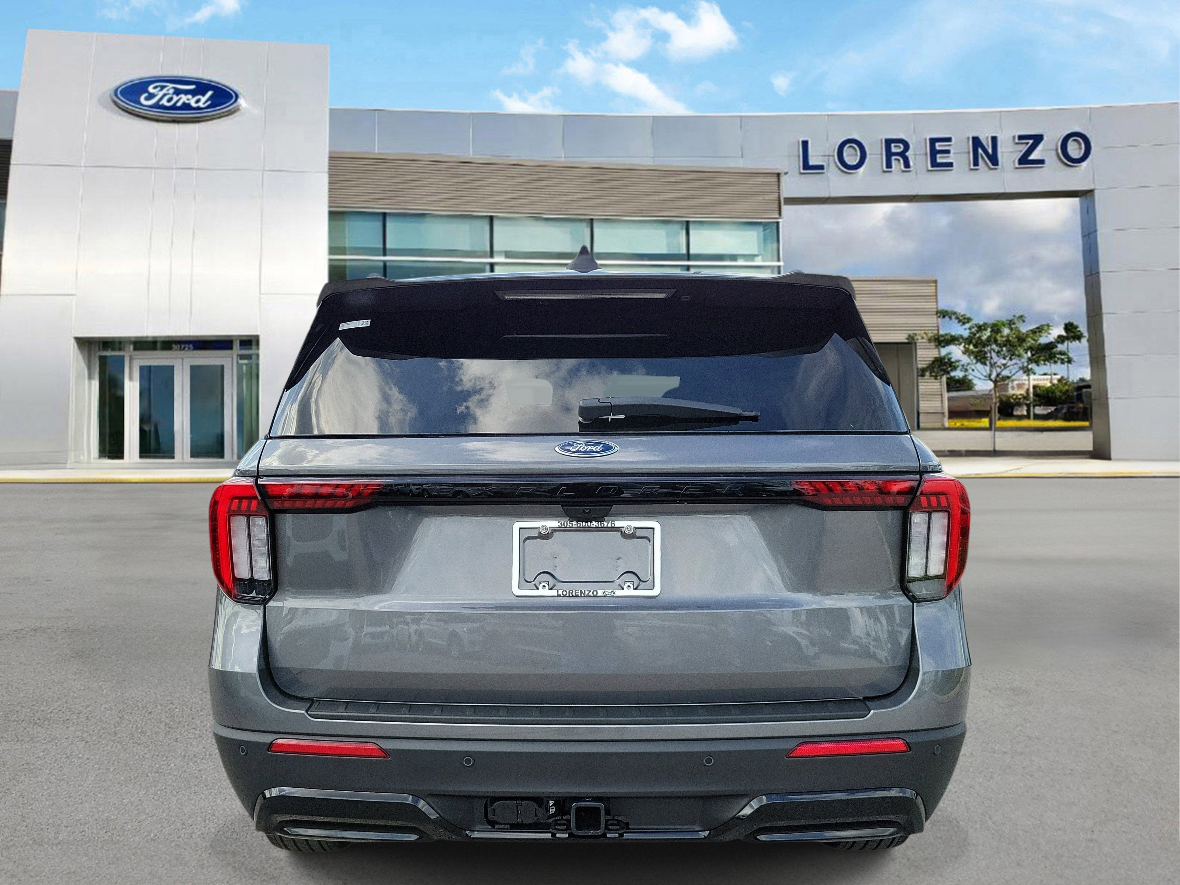 2026 Ford Explorer ST-Line