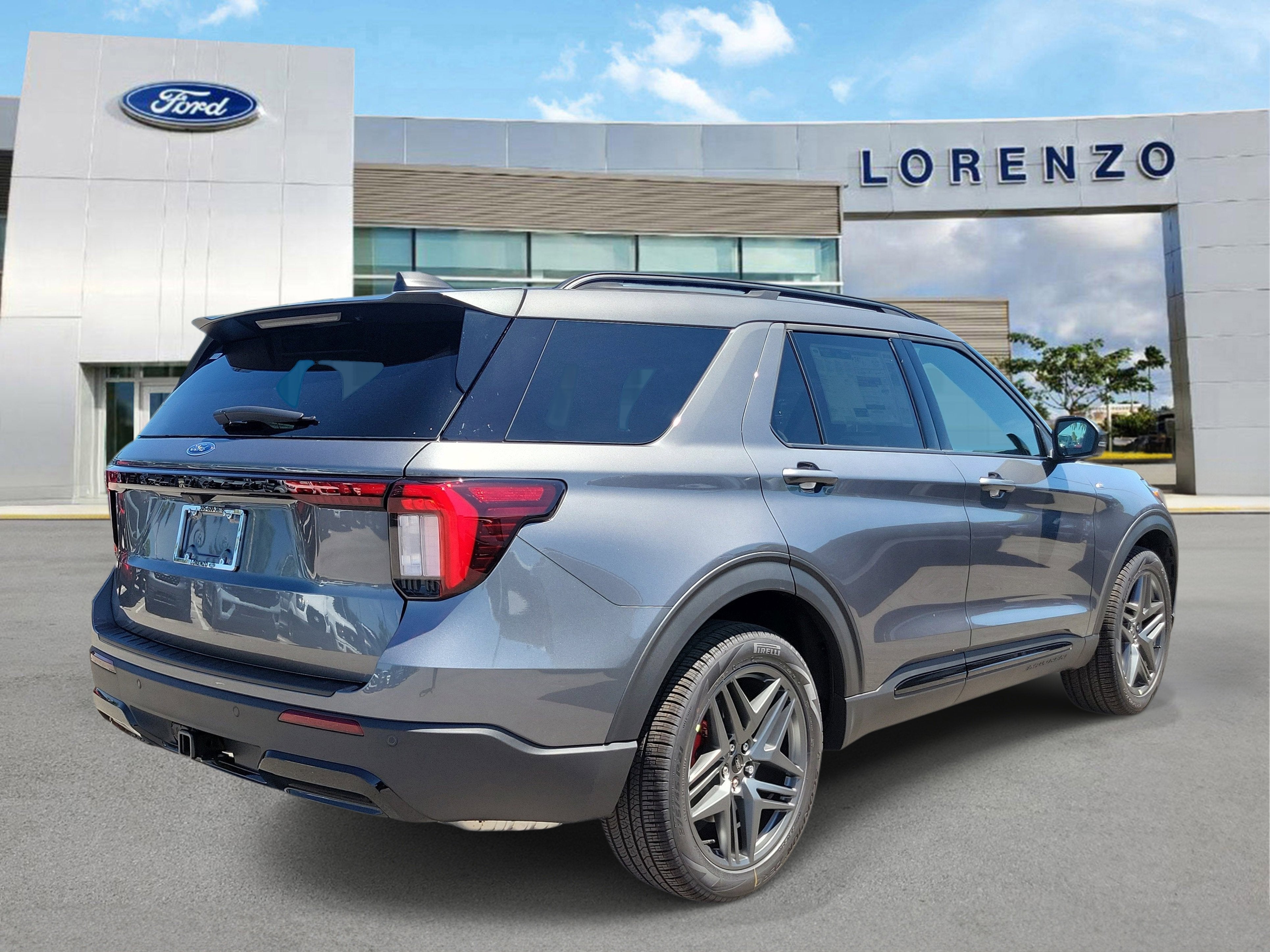 2026 Ford Explorer ST-Line