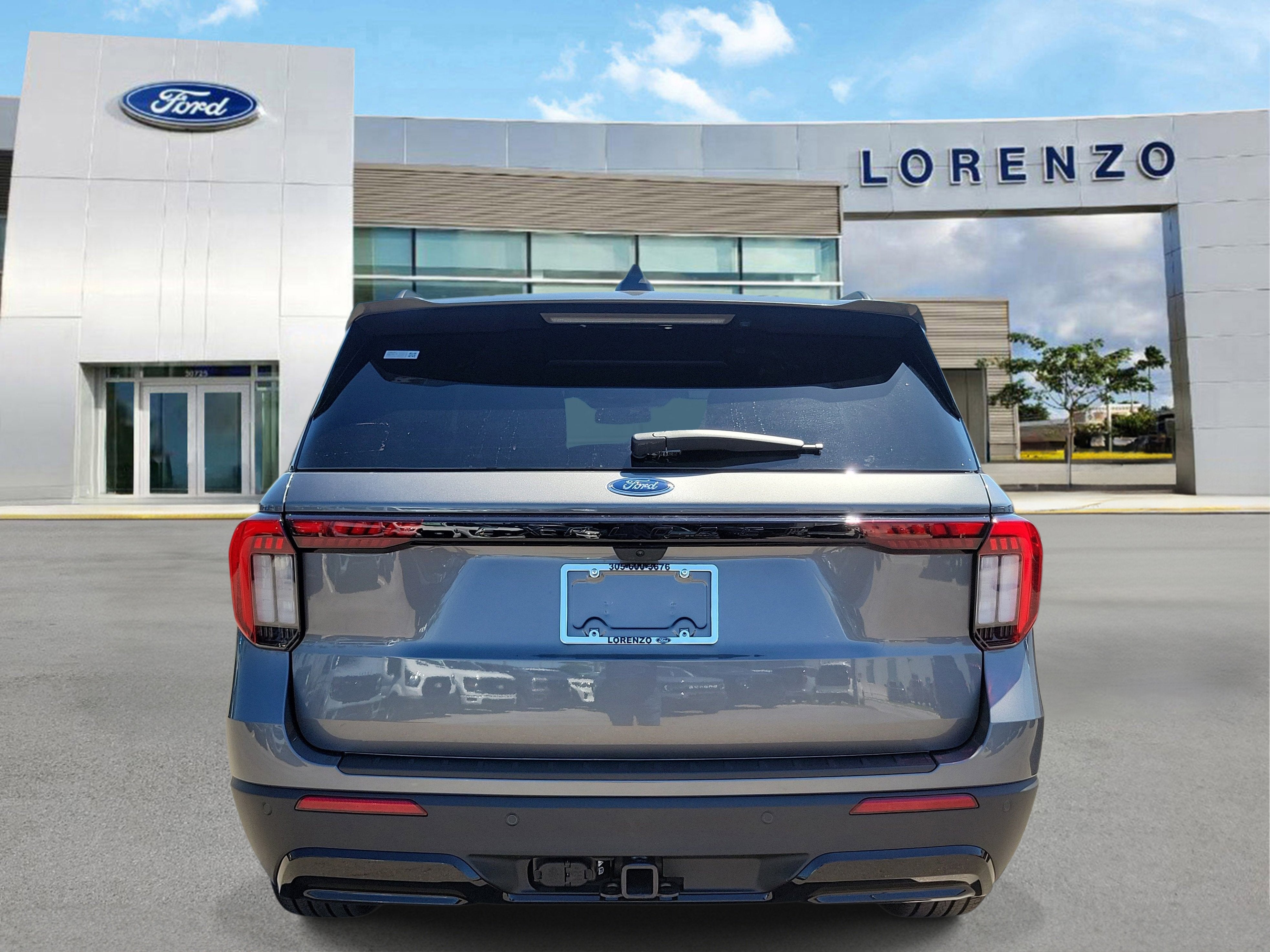 2026 Ford Explorer ST-Line