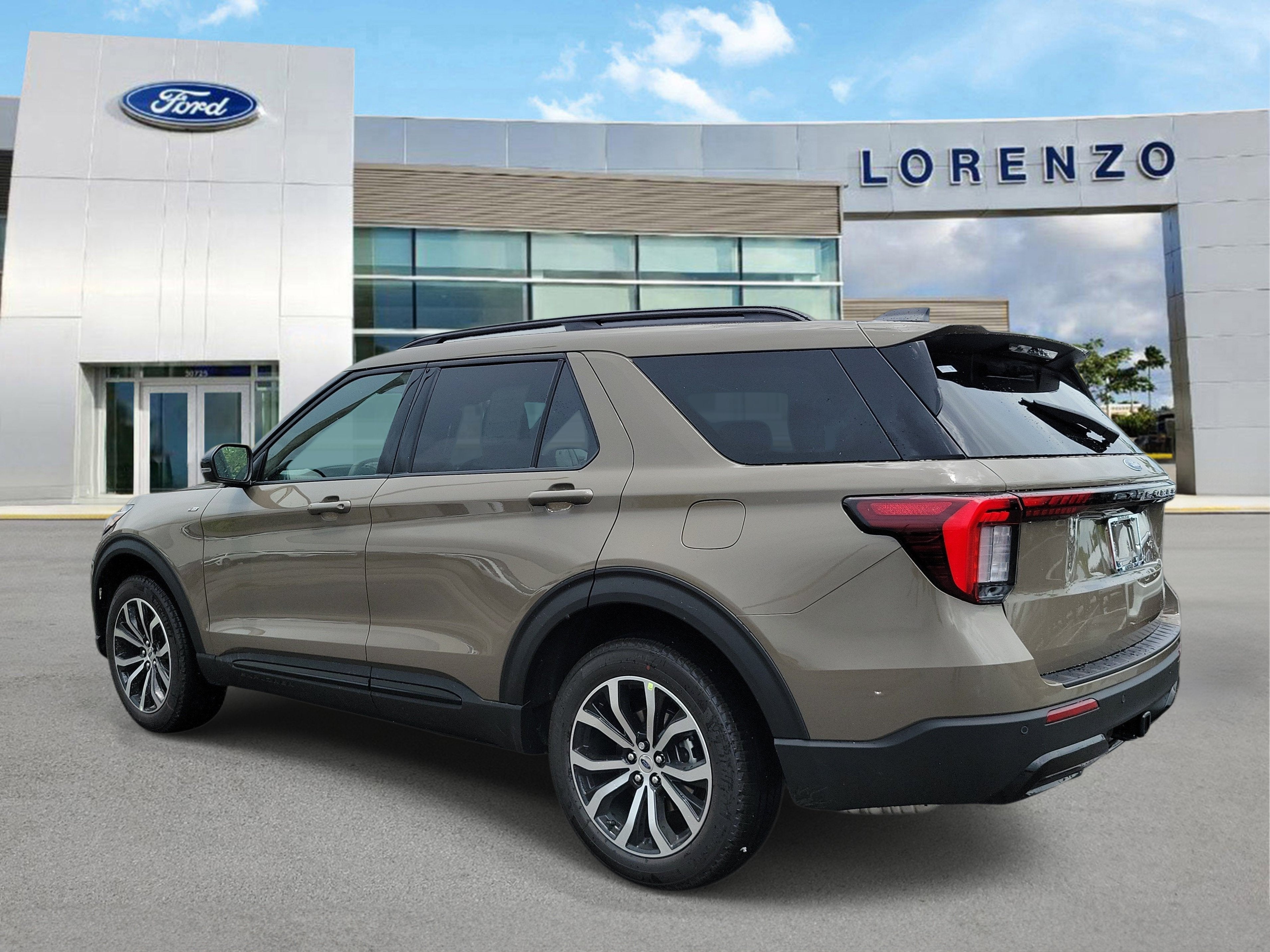2026 Ford Explorer ST-Line