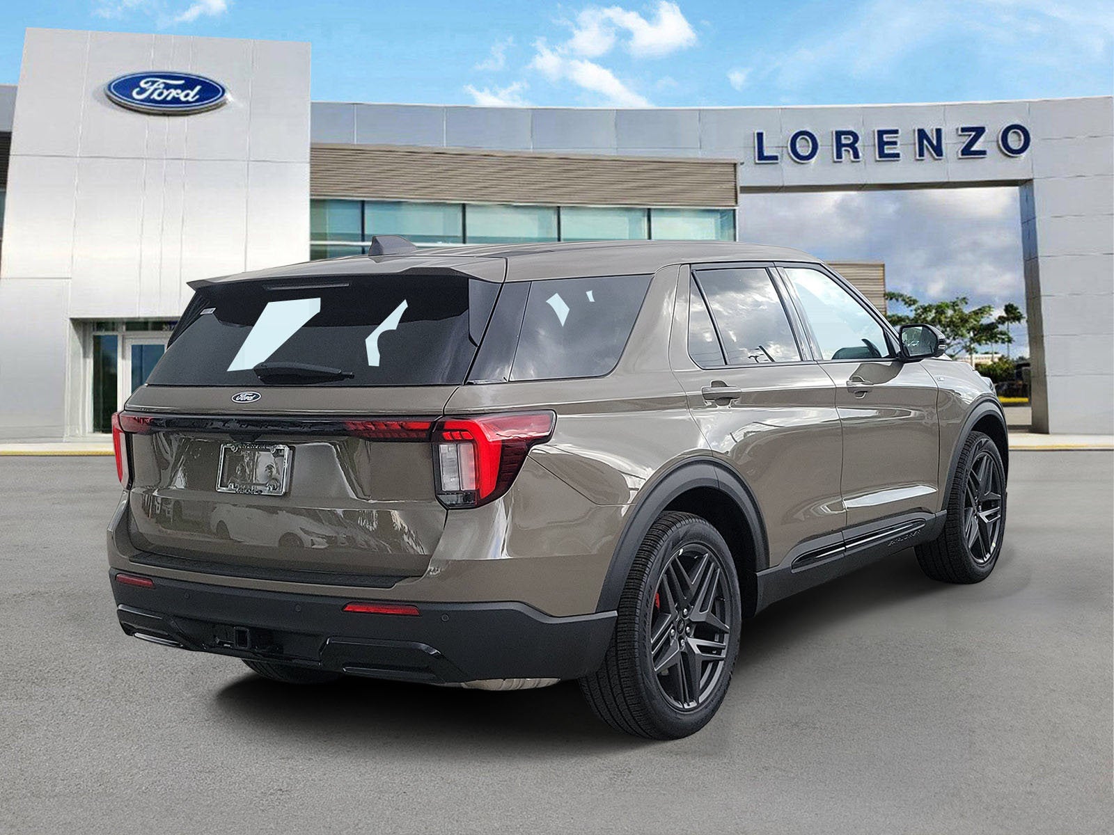 2027 Ford Explorer ST-Line