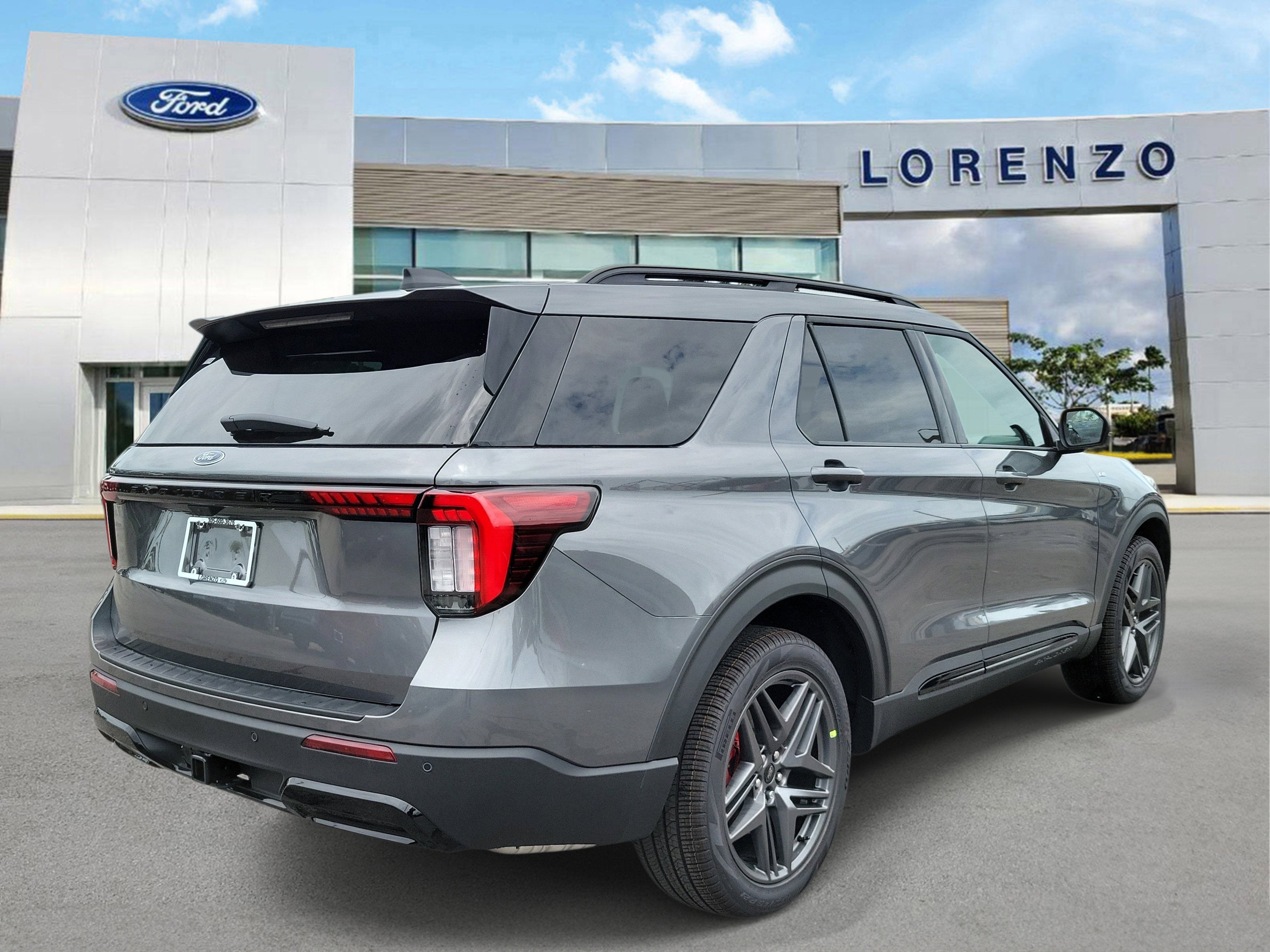 2026 Ford Explorer ST-Line