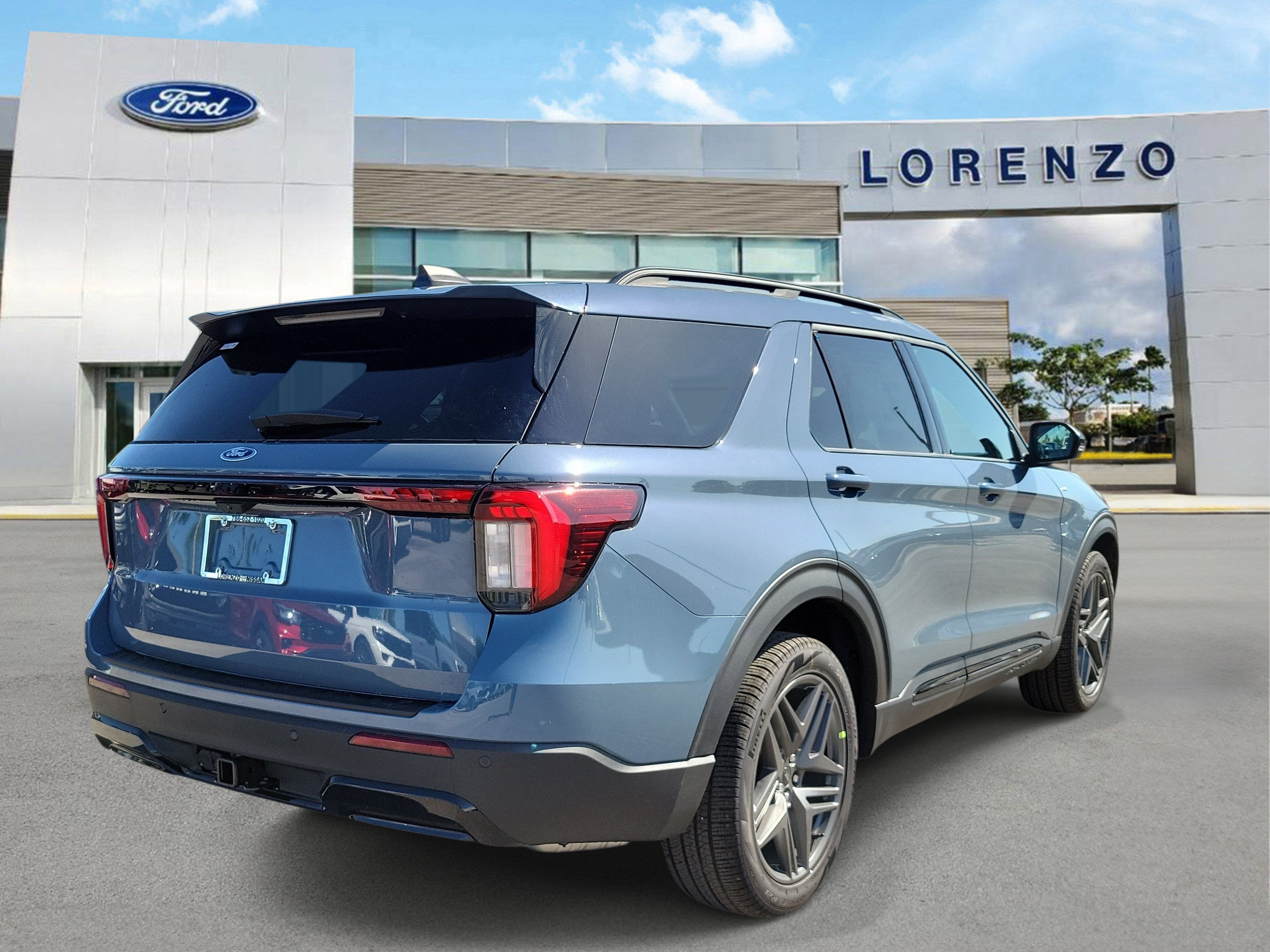 2026 Ford Explorer ST-Line