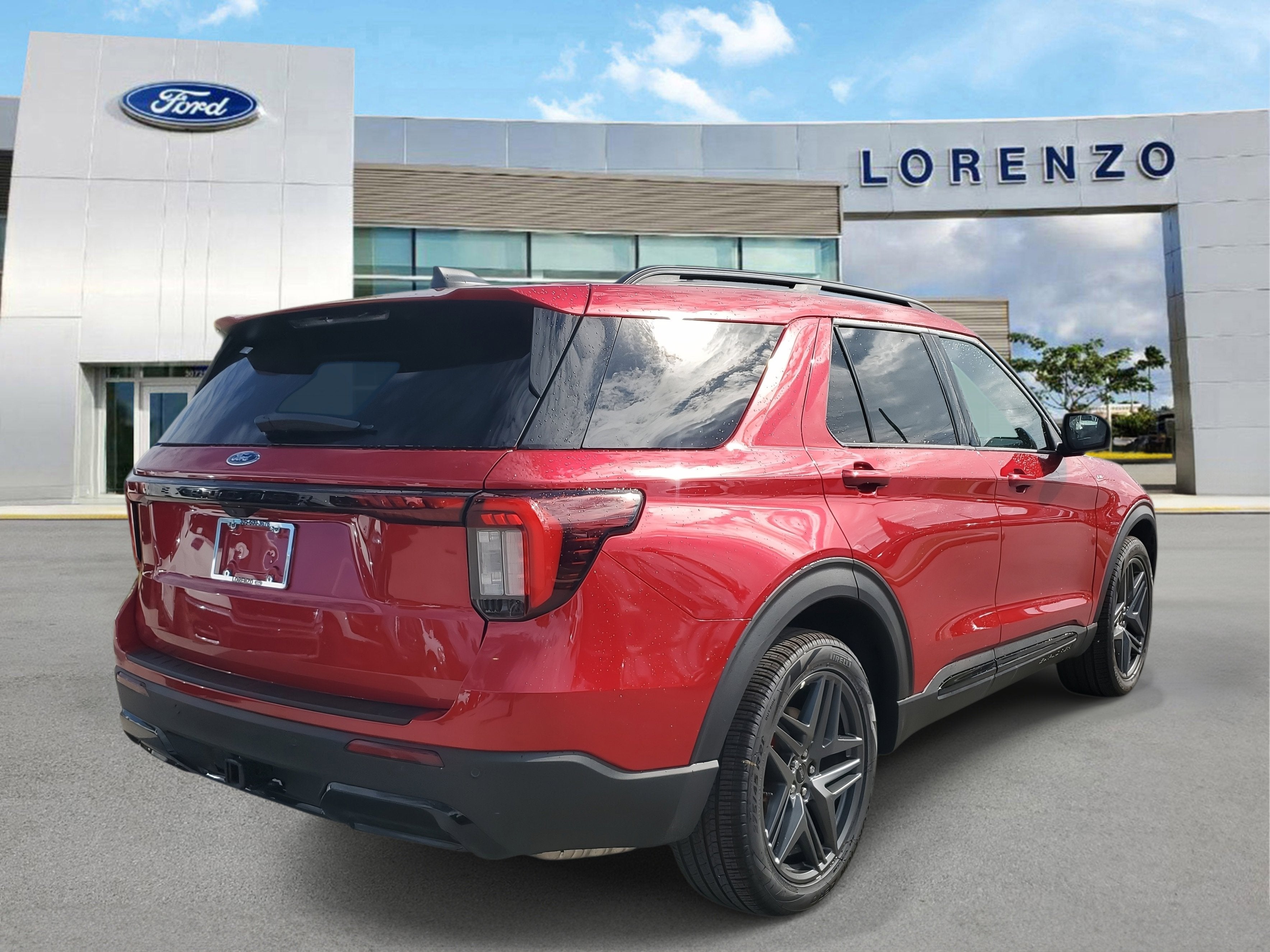 2026 Ford Explorer ST-Line