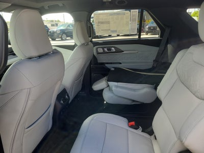2027 Ford Explorer Platinum