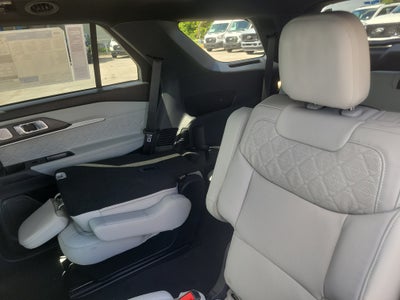 2027 Ford Explorer Platinum