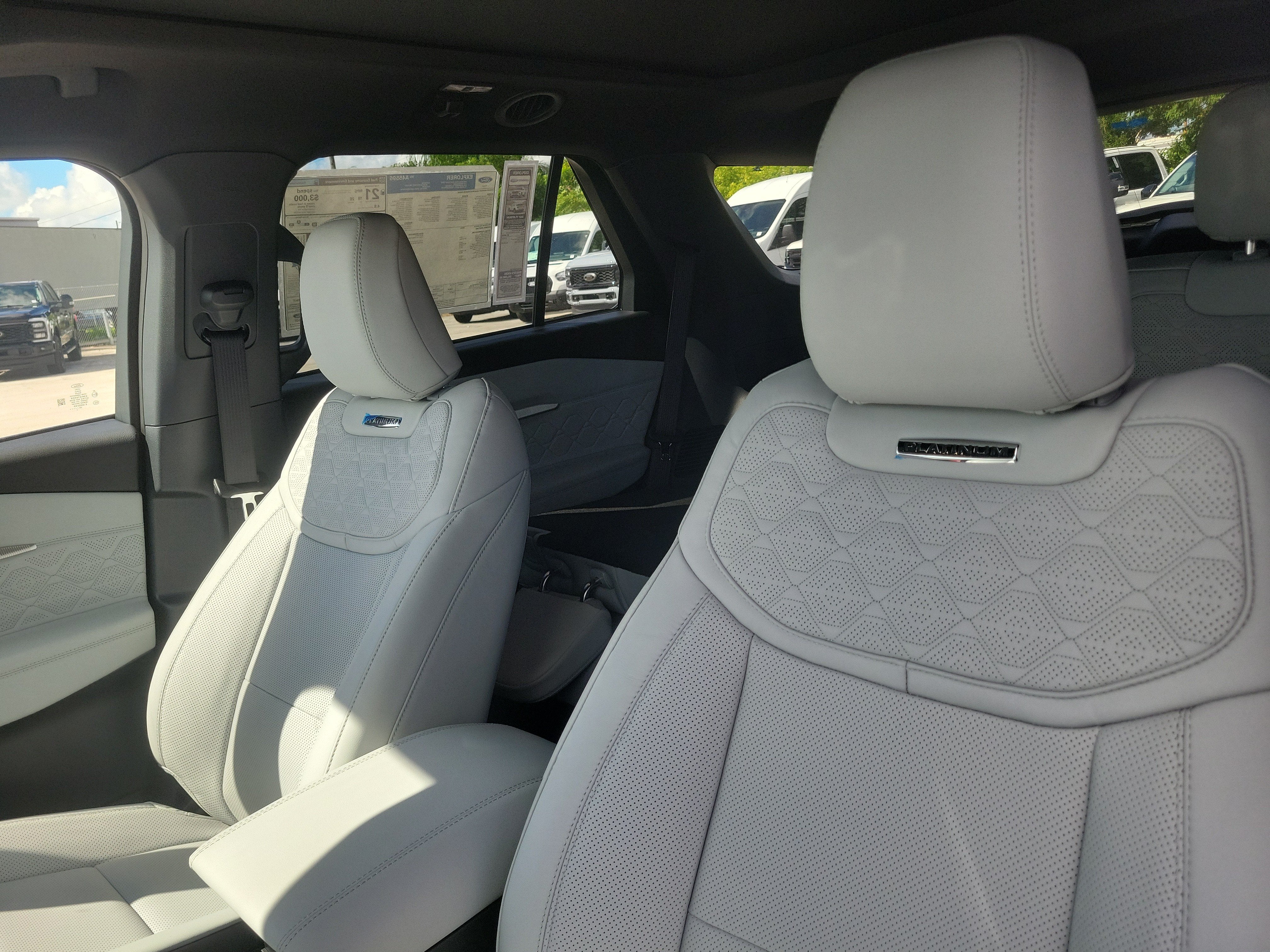 2027 Ford Explorer Platinum