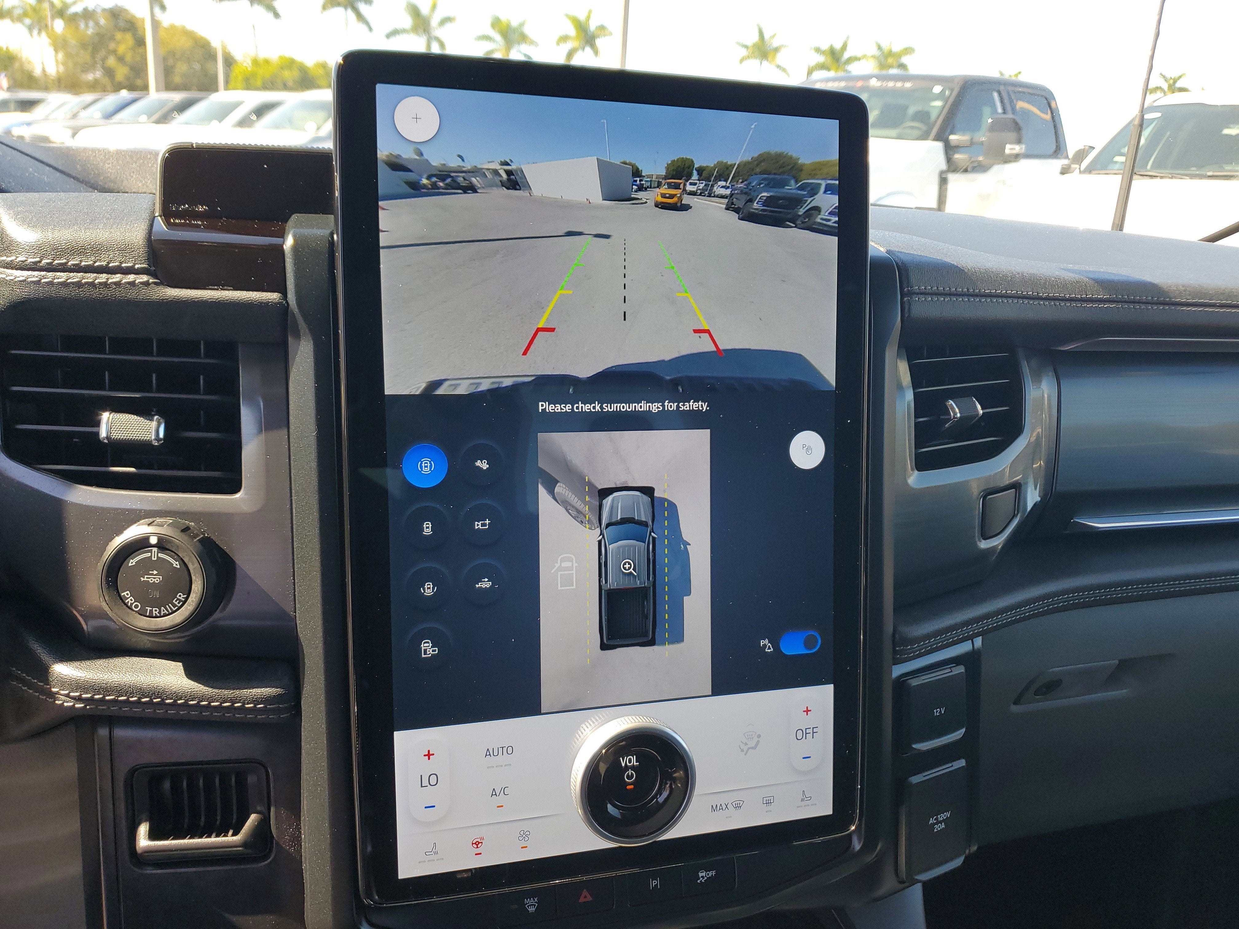 2024 Ford F-150 Lightning Flash