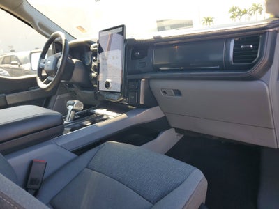 2024 Ford F-150 Lightning Flash