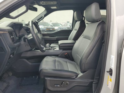 2024 Ford F-150 Lightning LARIAT 4WD