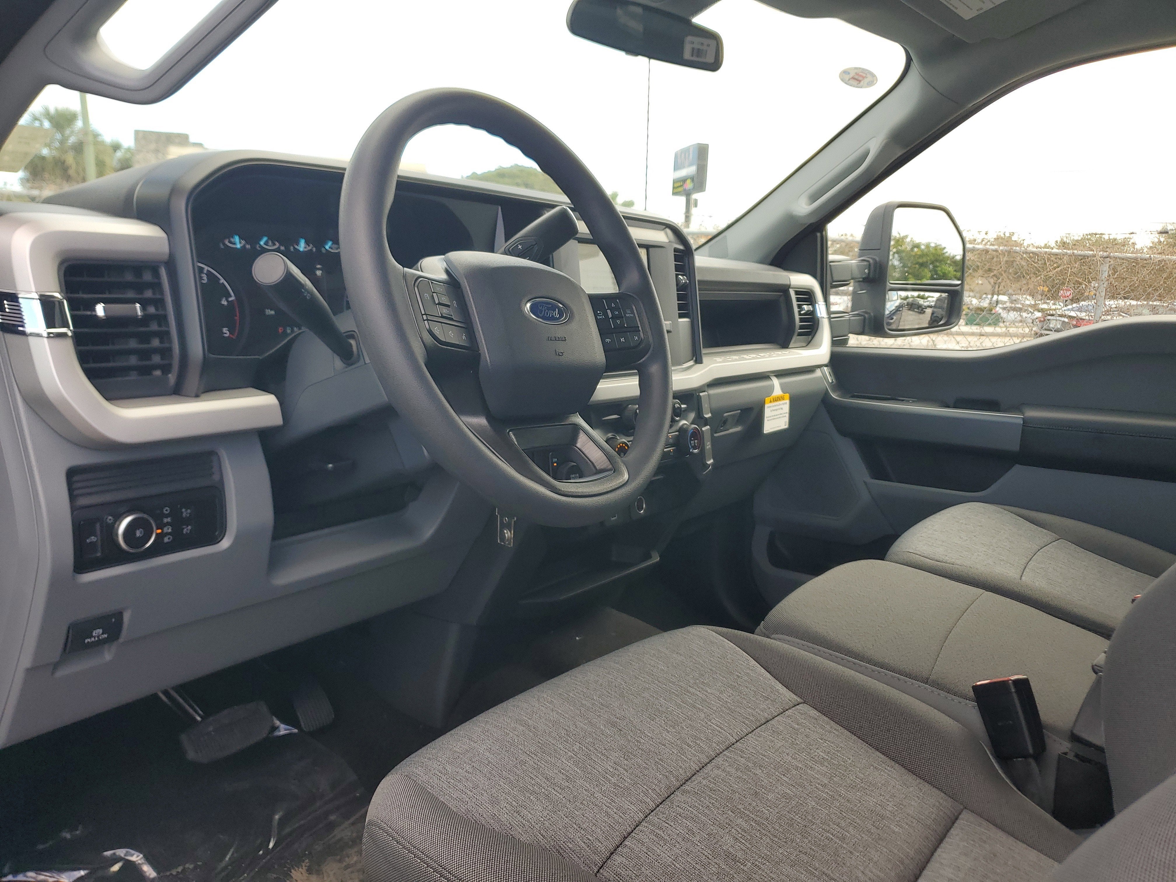 2026 Ford Super Duty F-250 SRW XL