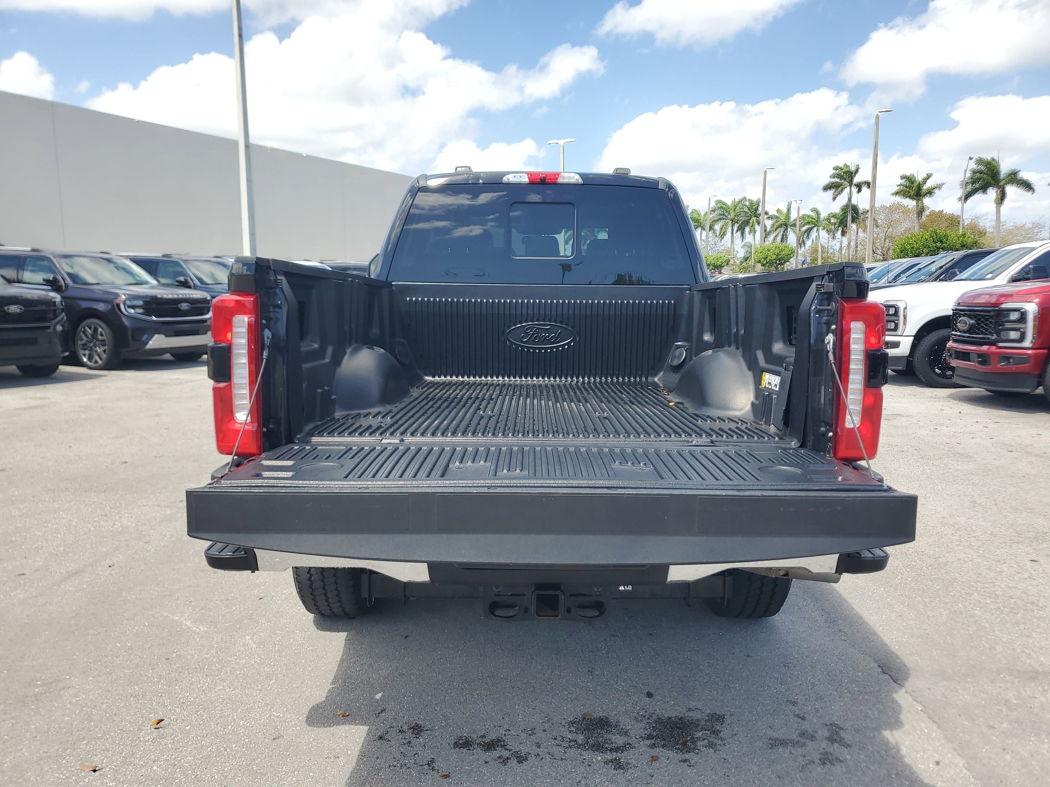 2024 Ford Super Duty F-250 SRW LARIAT 4WD Diesel