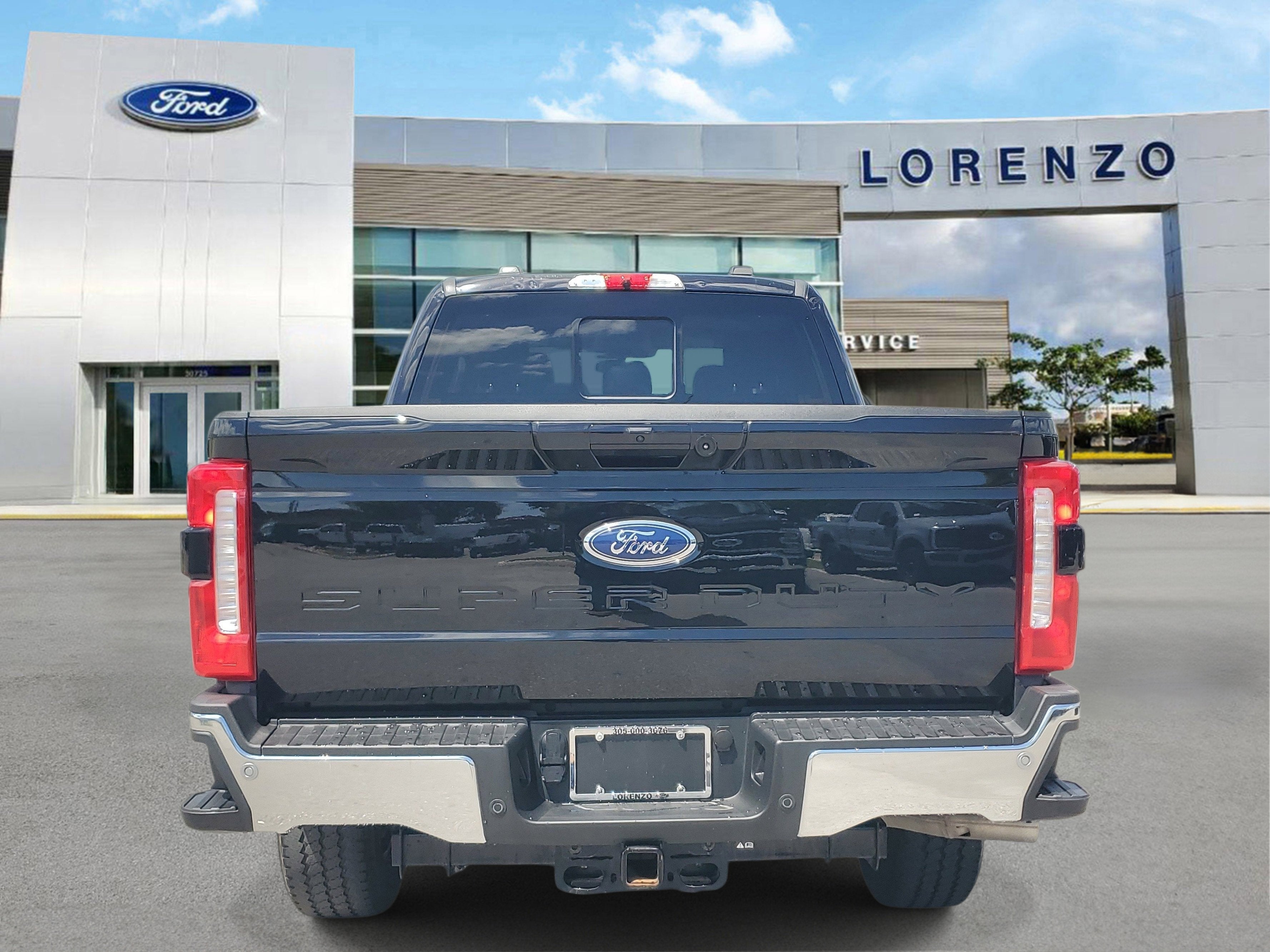 2024 Ford Super Duty F-250 SRW LARIAT 4WD Diesel